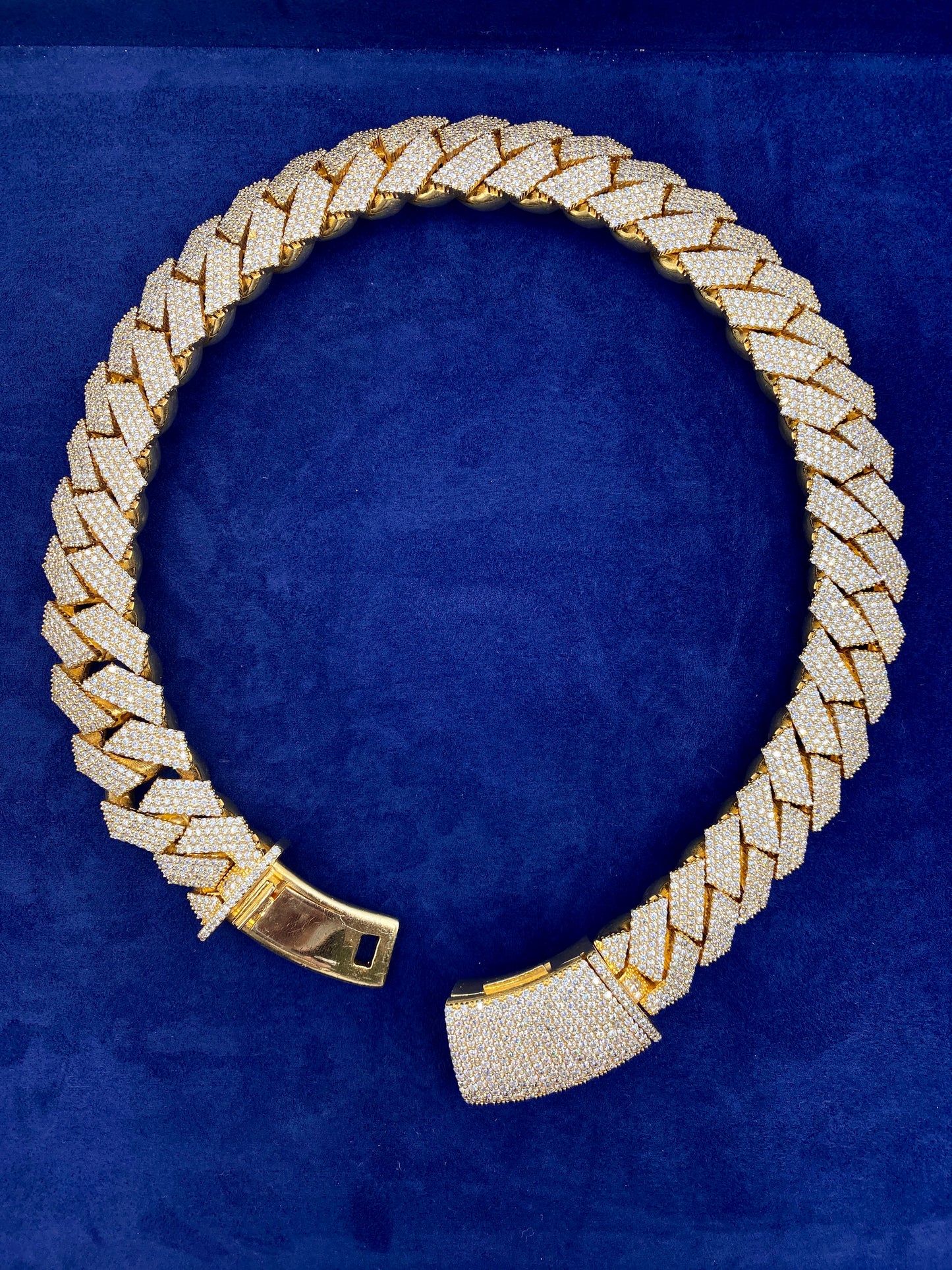 14k 21mm Gold Cuban Chain 17”
