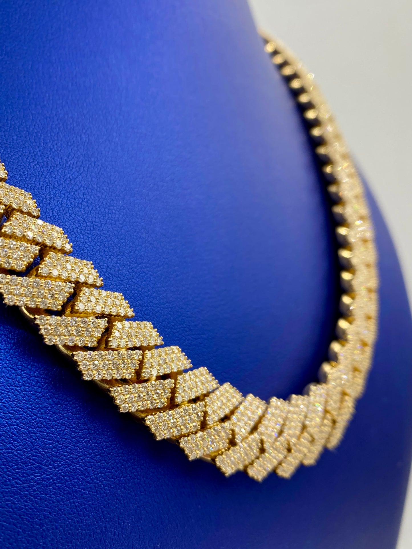 14k Jumbo Diamond Cuban Chain 15.5mm