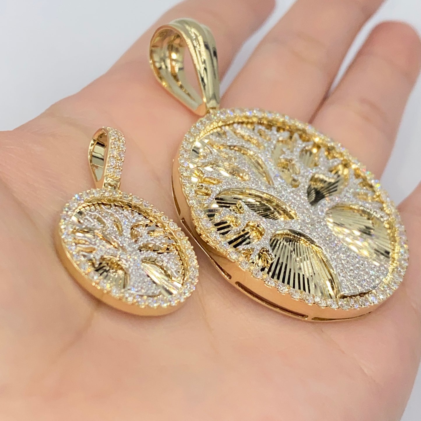14K Tree of Life Shine Diamond Pendant