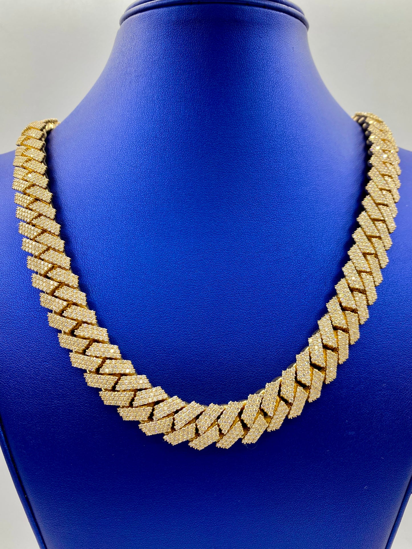 14k Jumbo Diamond Cuban Chain 15.5mm
