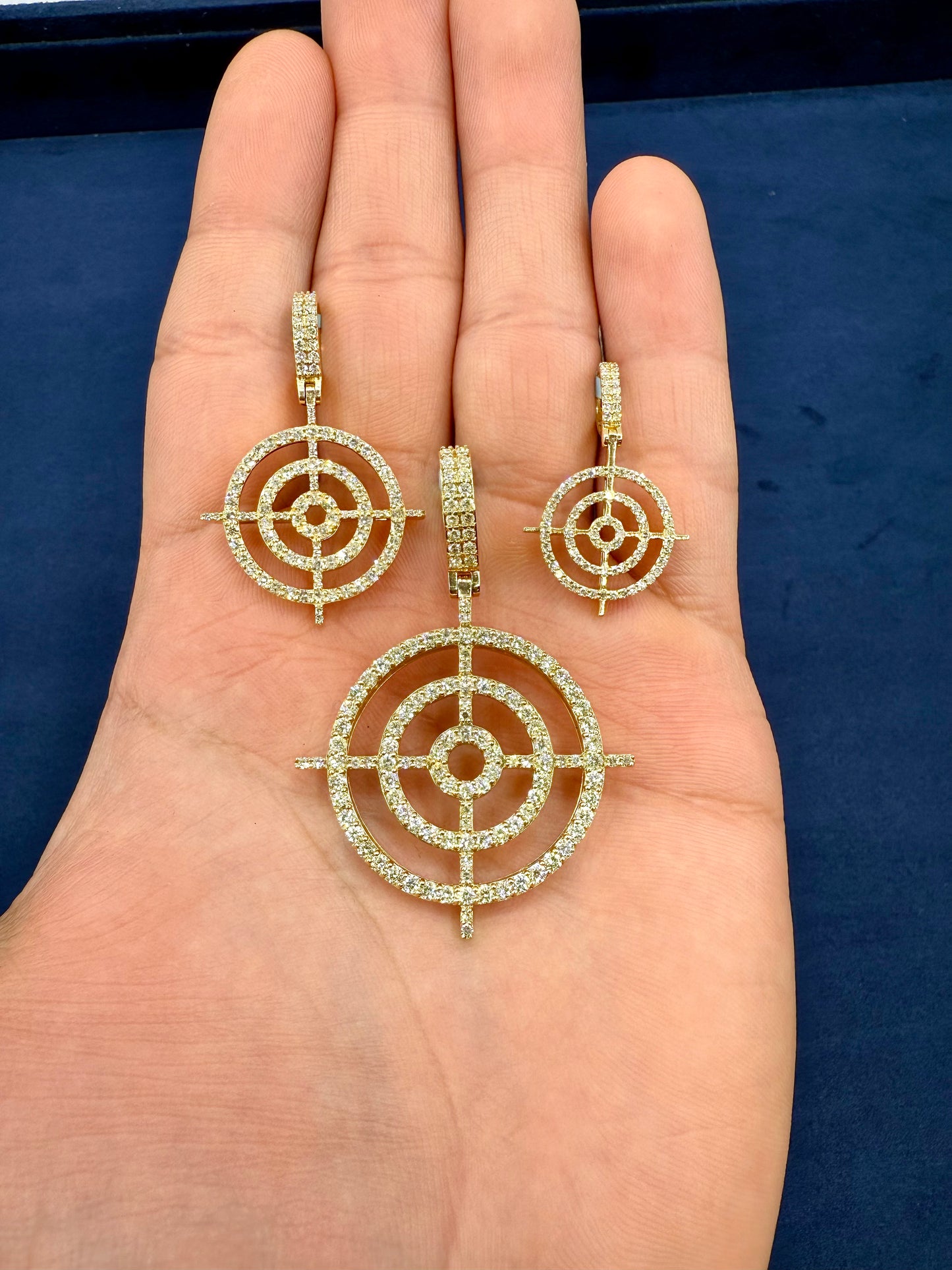14K Darts Target Pendant