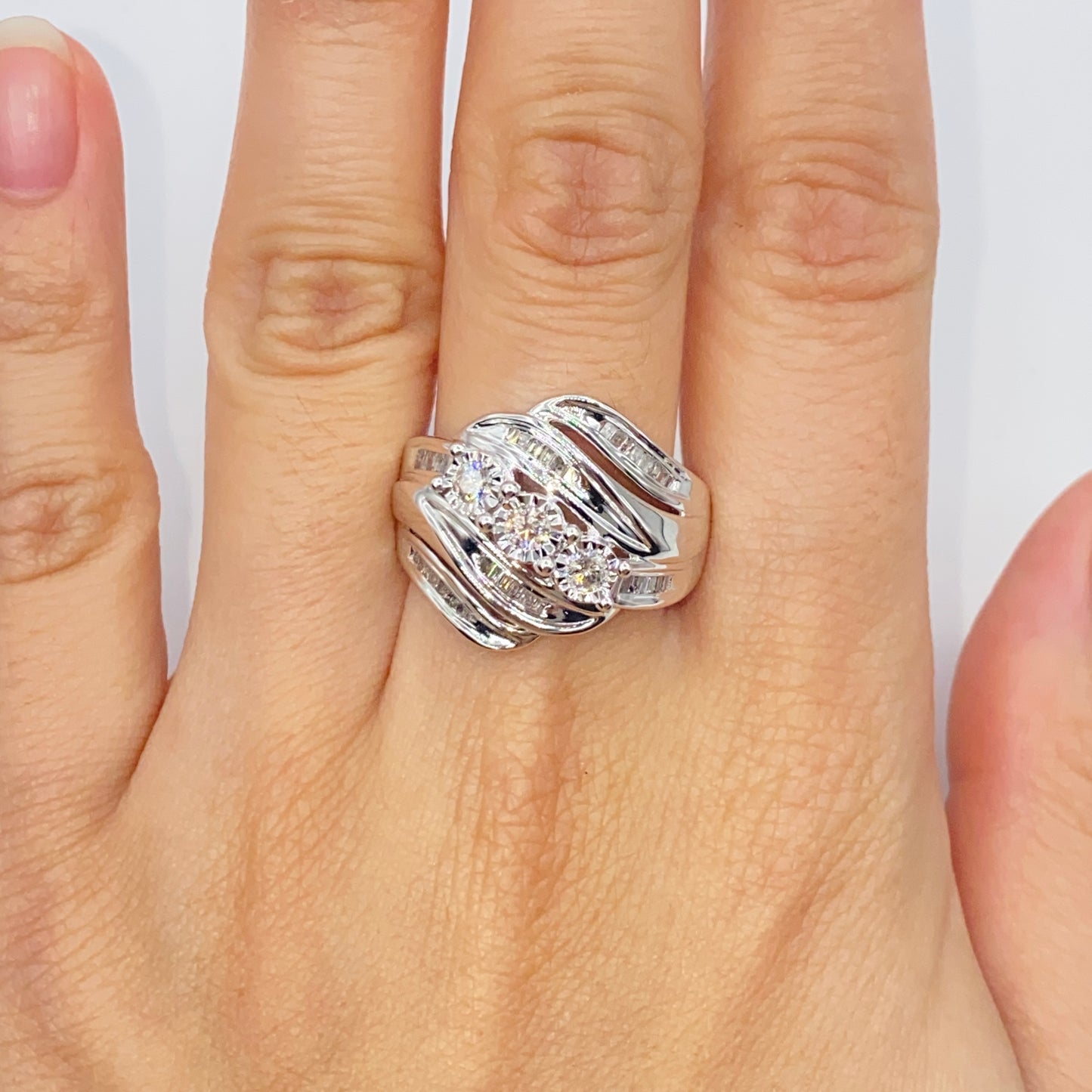 10K Diamond Ring Ribbon Baguette Ring