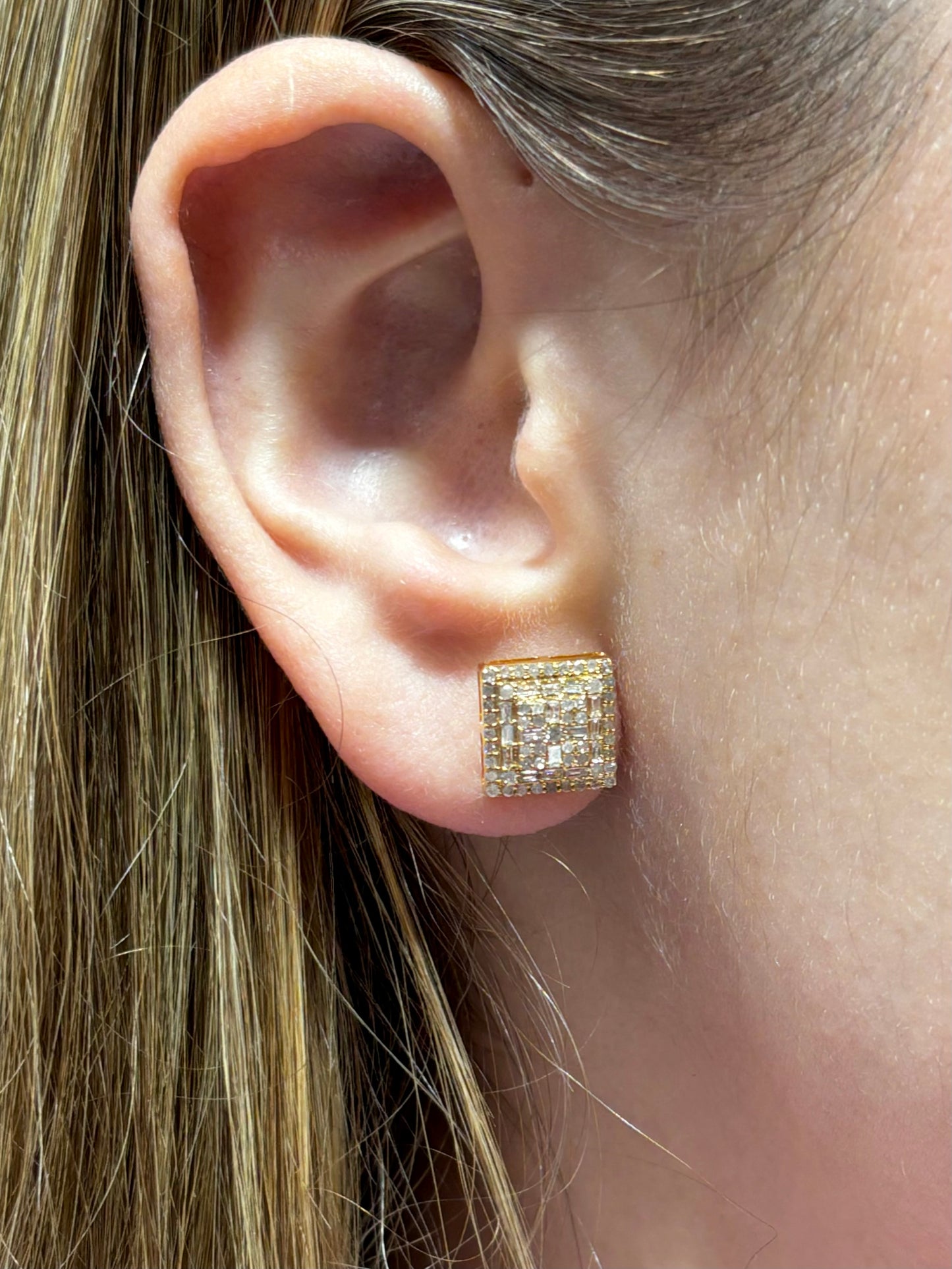 14K Square Earrings .93 CT