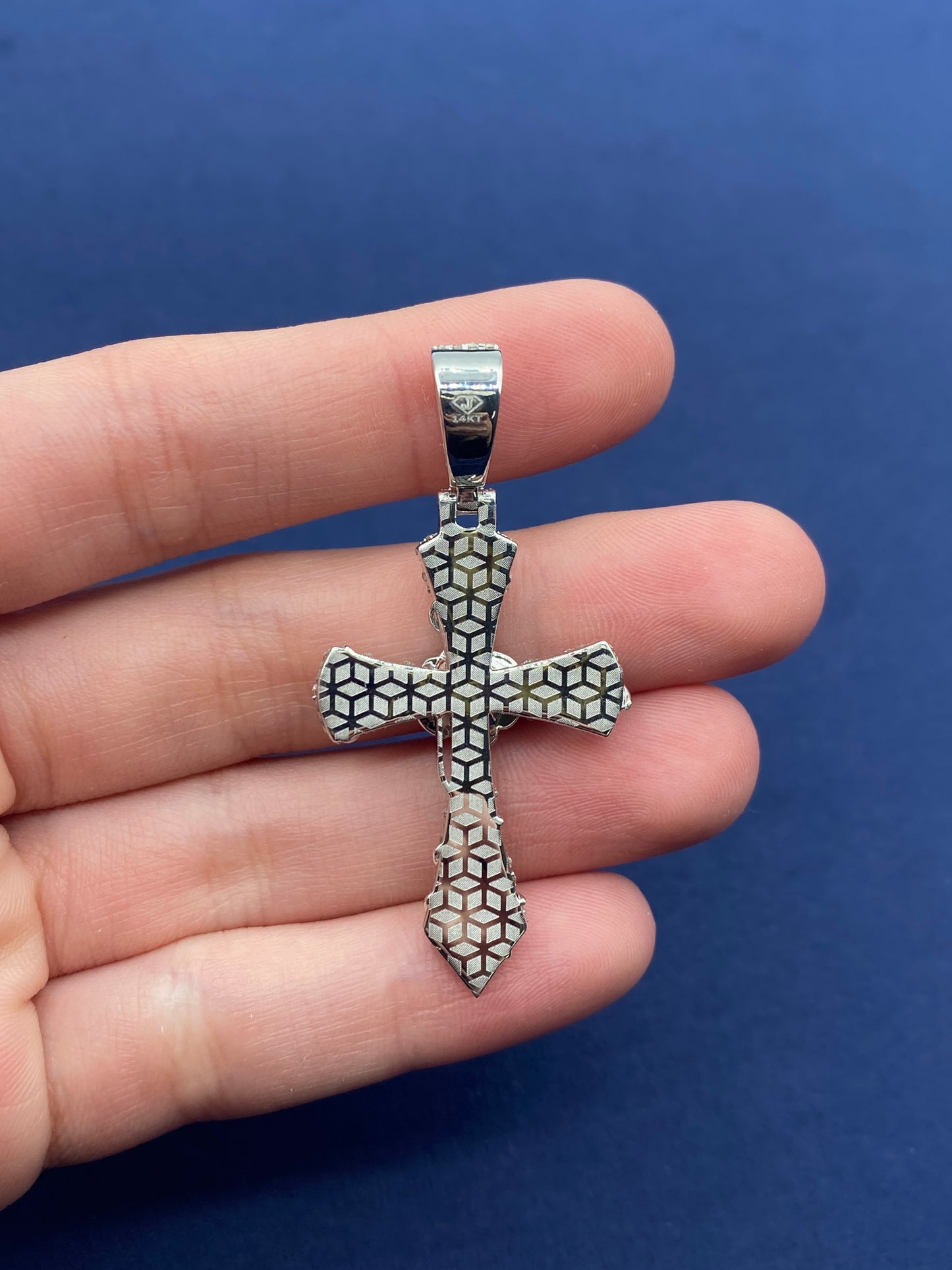 14k La Rosa Cross Pendant