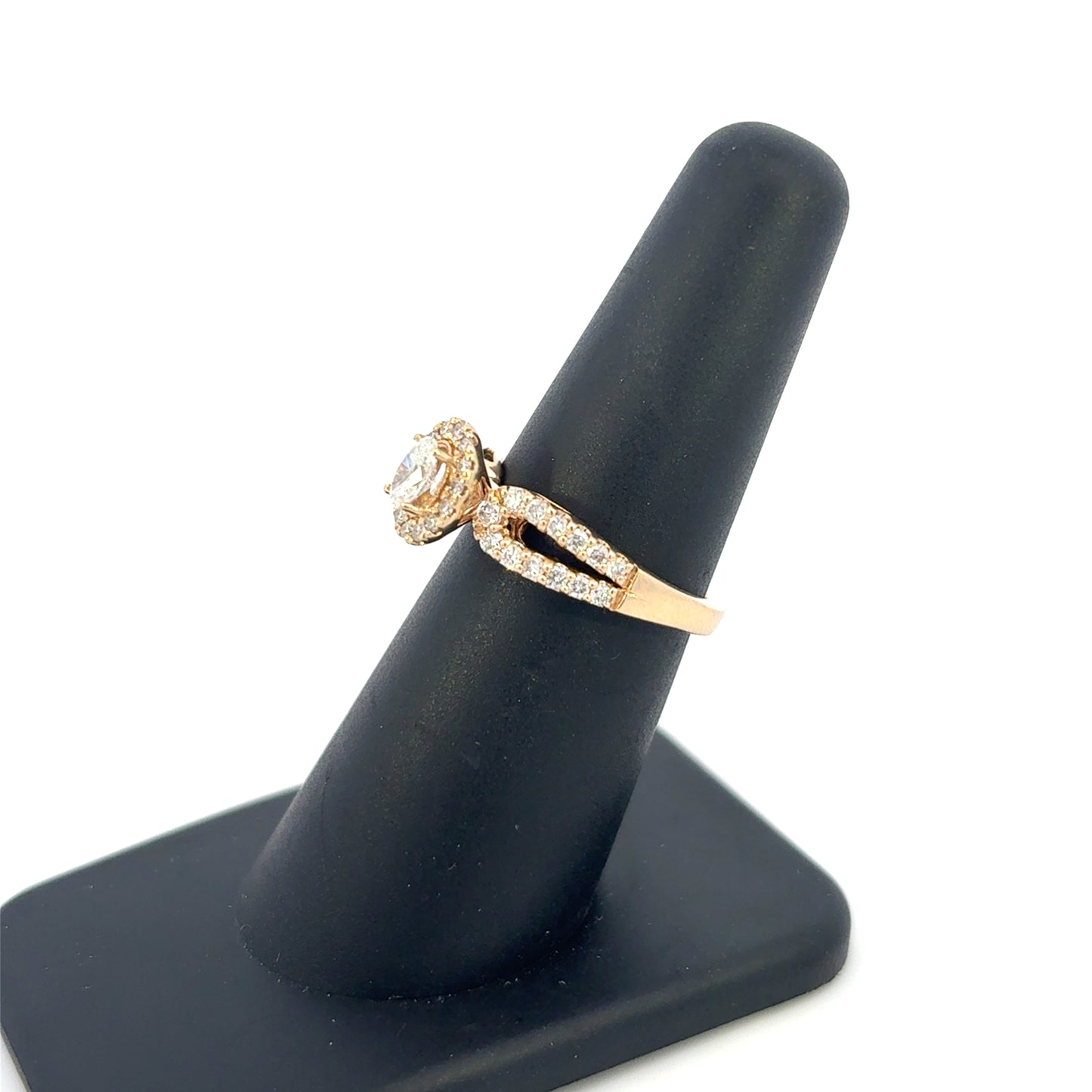 14k Oval Diamond Engagement Ring