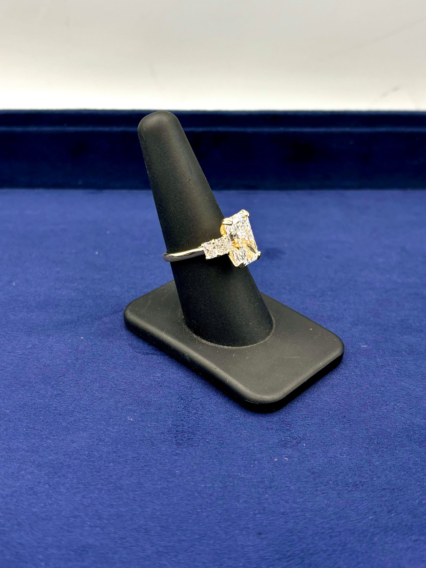 14k Beautiful Radiant Cut Diamond Engagement Ring