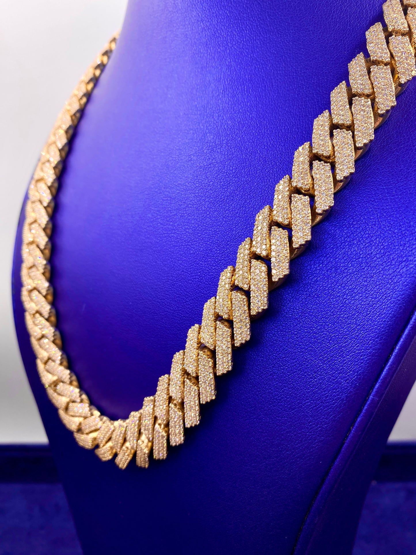 14k 16.5mm Gold Cuban Chain 22”