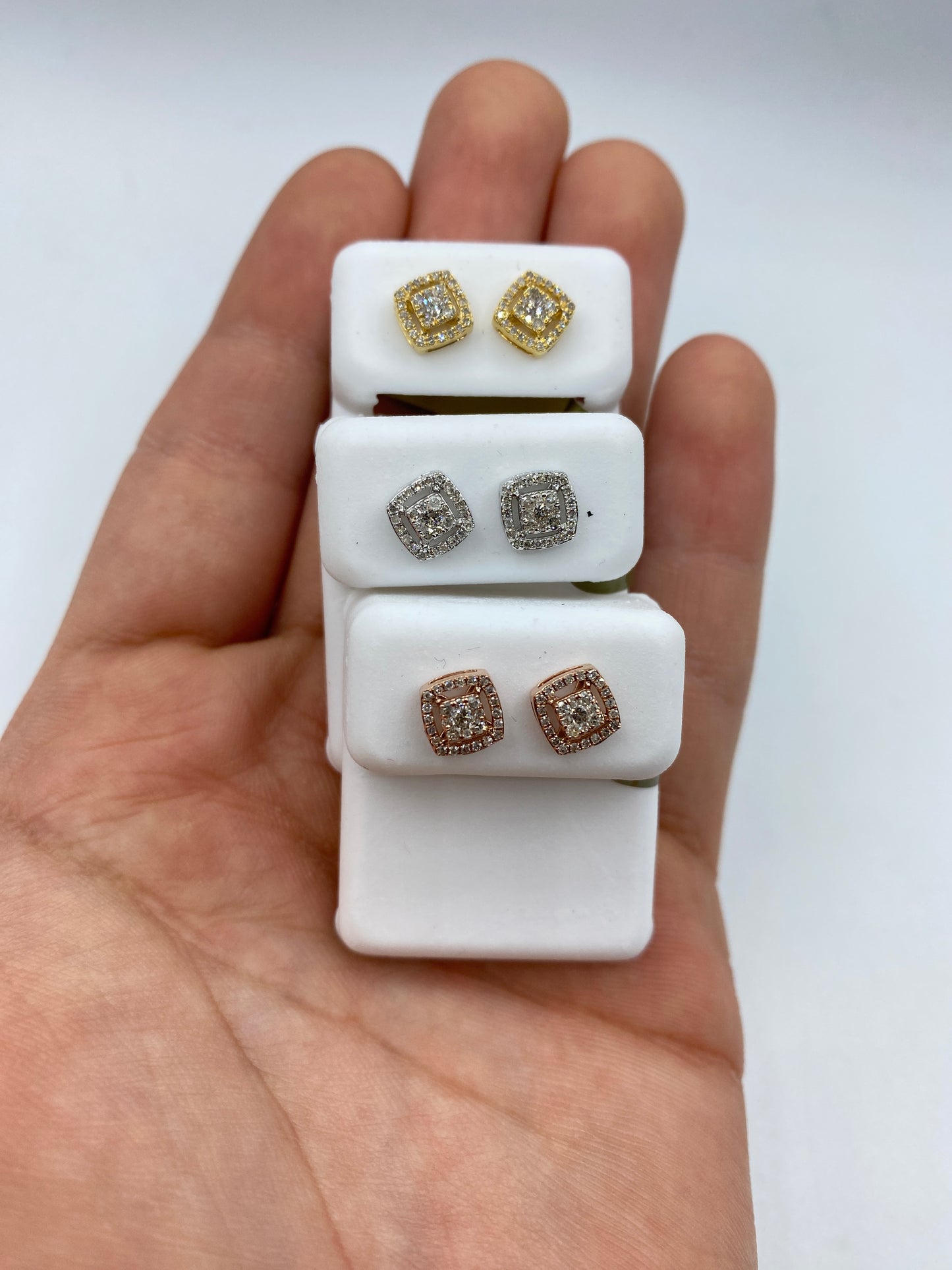 10k Crown Rounded Square Earring