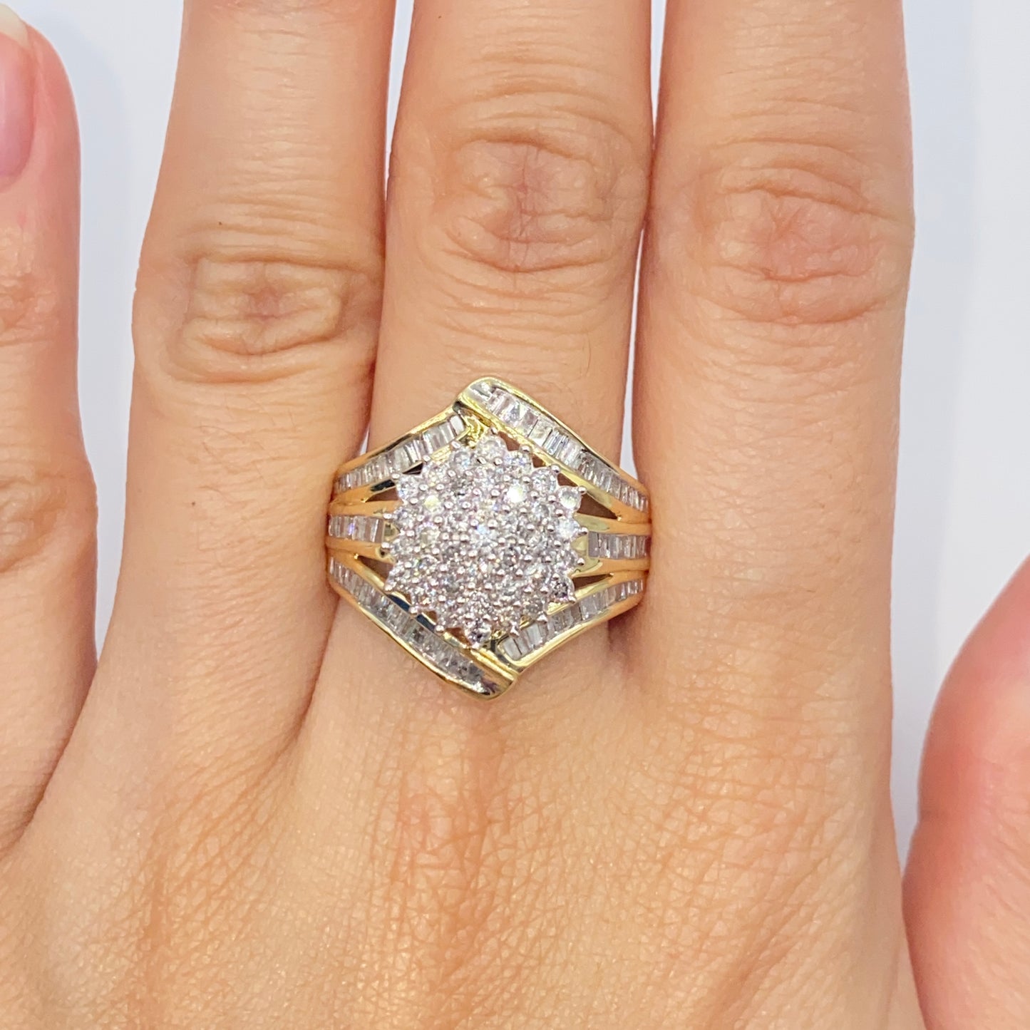 10K Flower Ribbon Diamond Baguette Ring