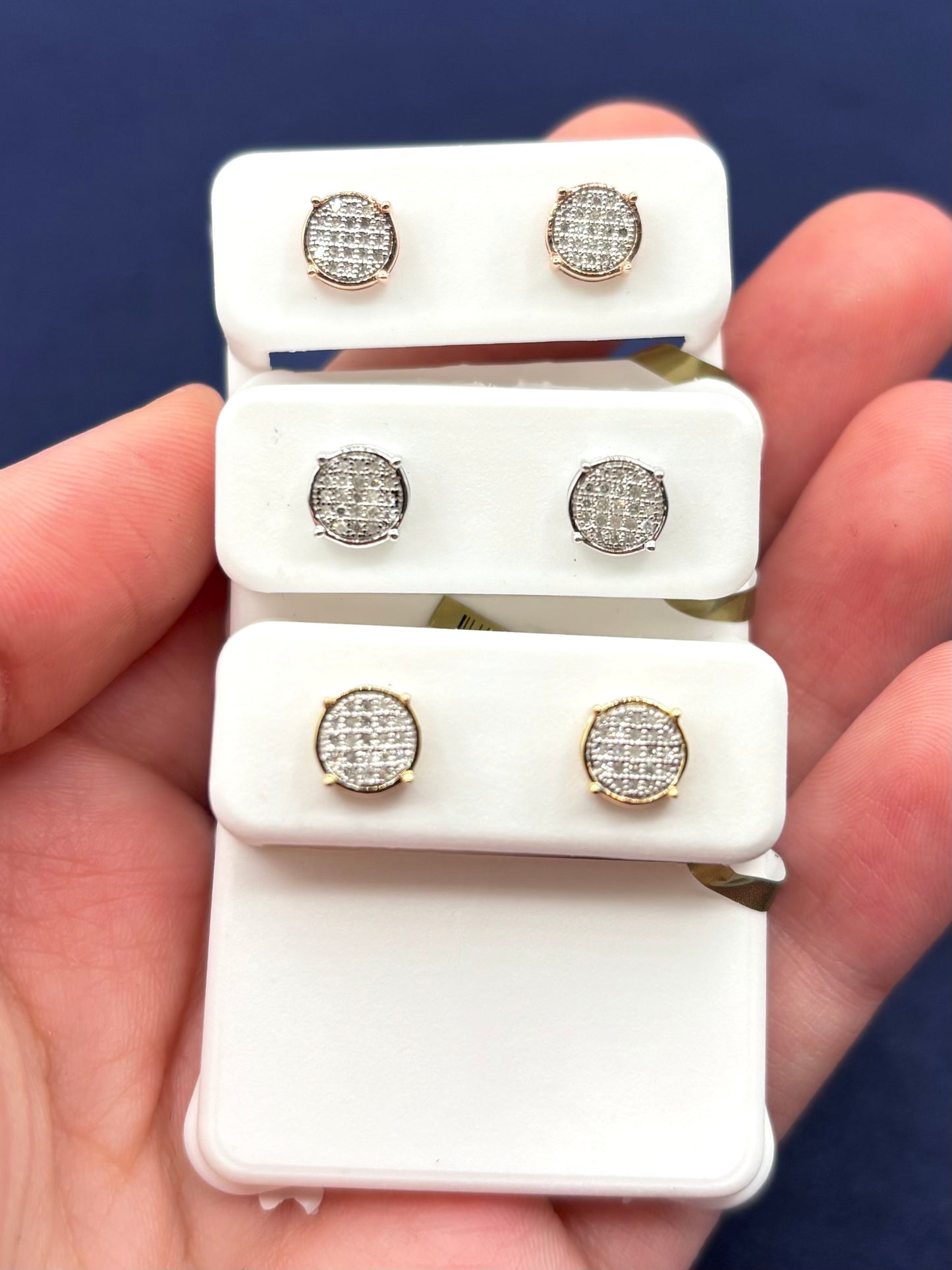 10K Circle L Cookie Earrings