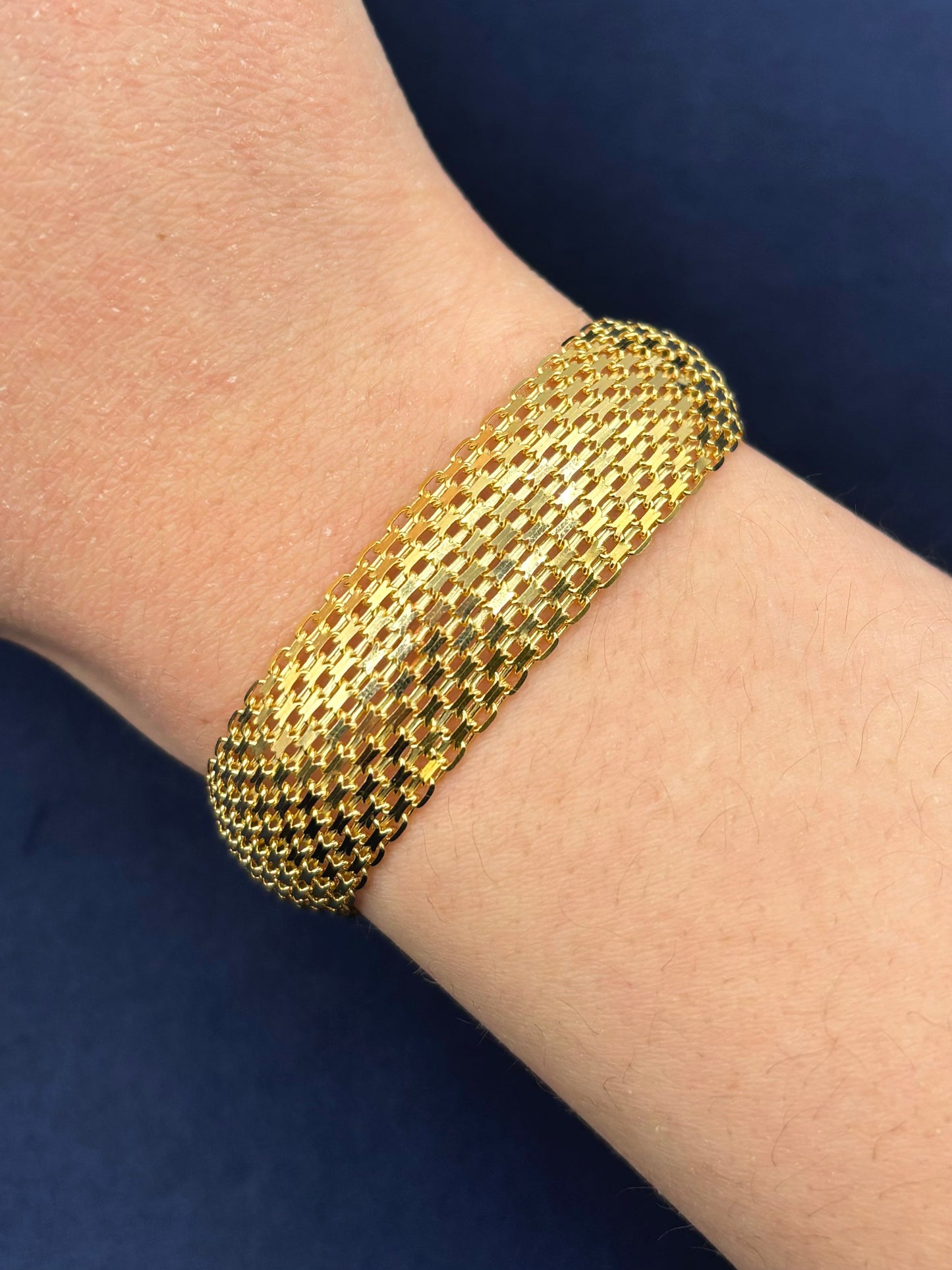 14k Gold Textured Bracelet