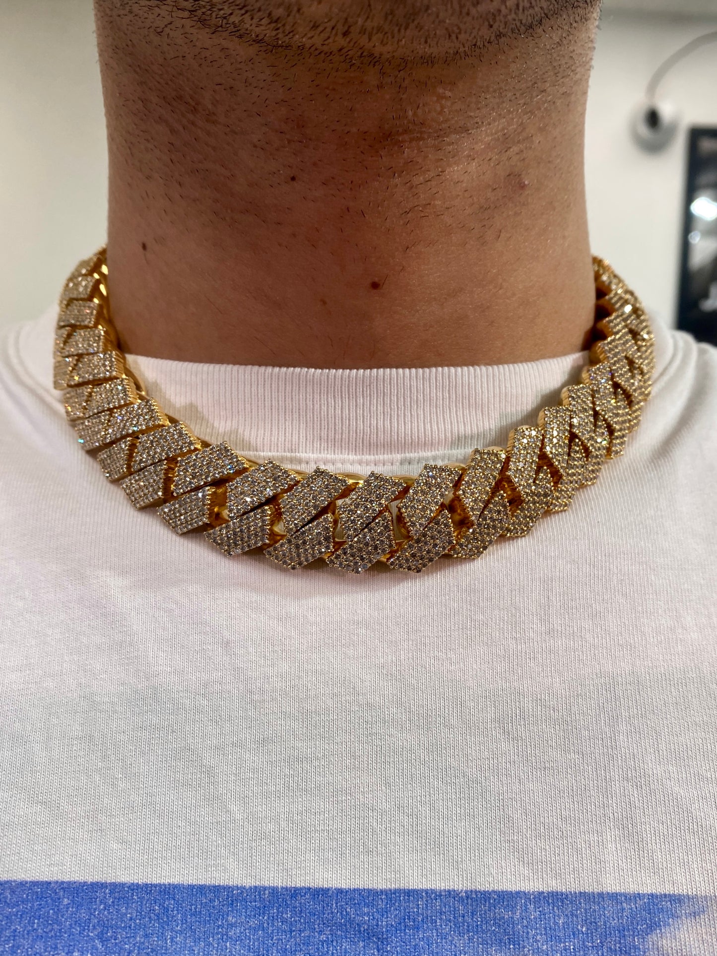 14k 21mm Gold Cuban Chain 17”
