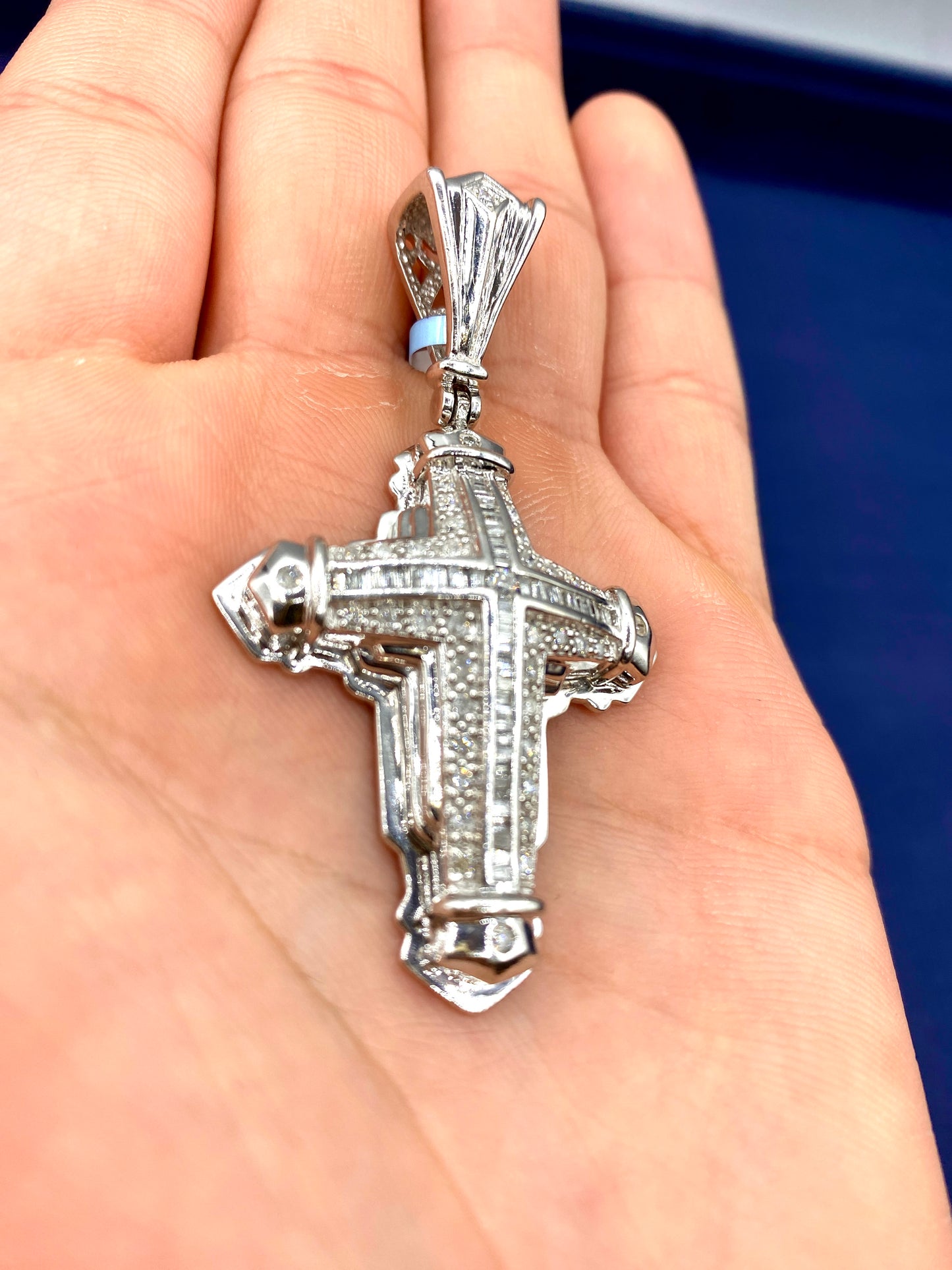 14k White Gold Bubble Cross
