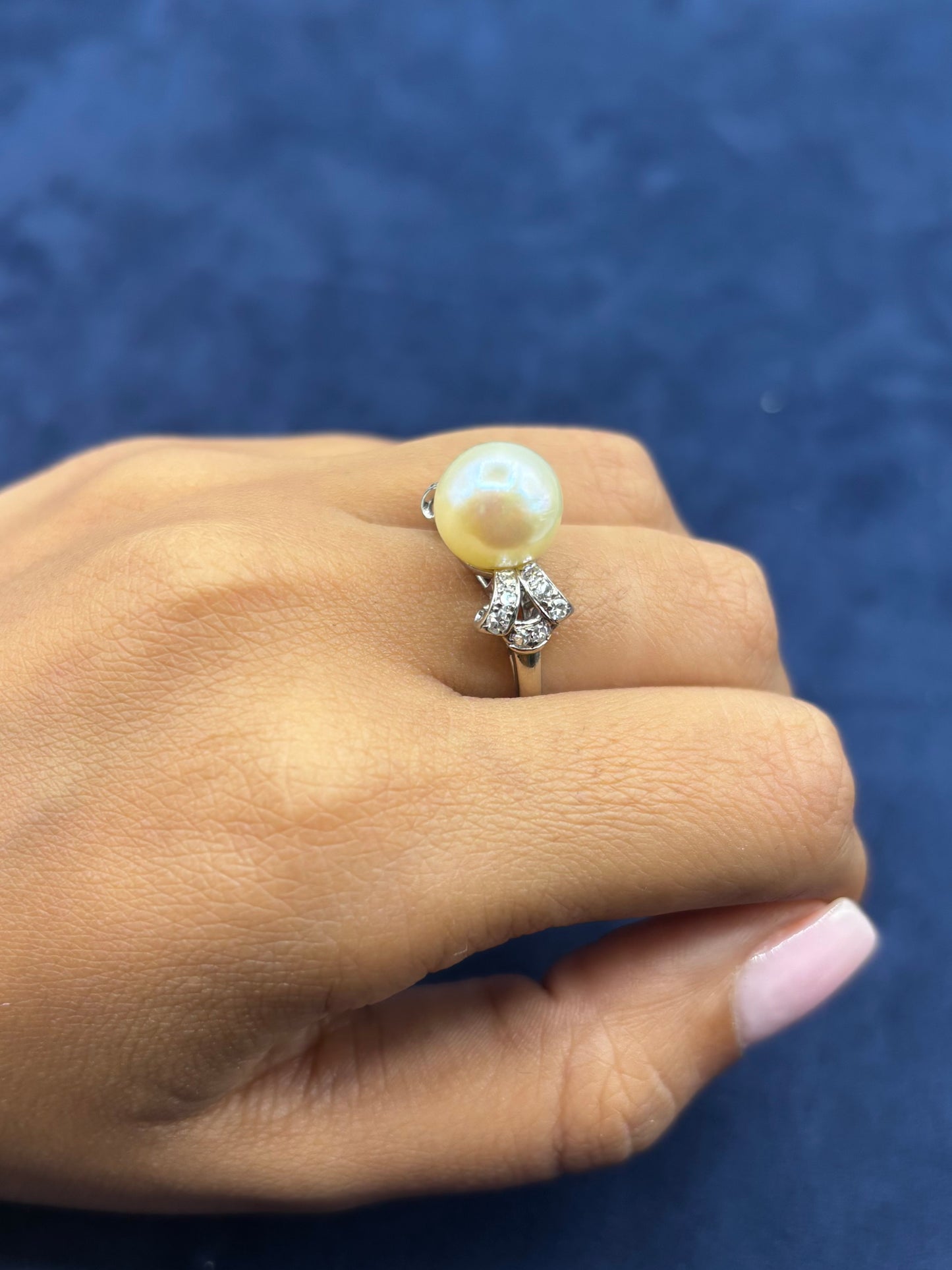 14k Pearl Center Ring