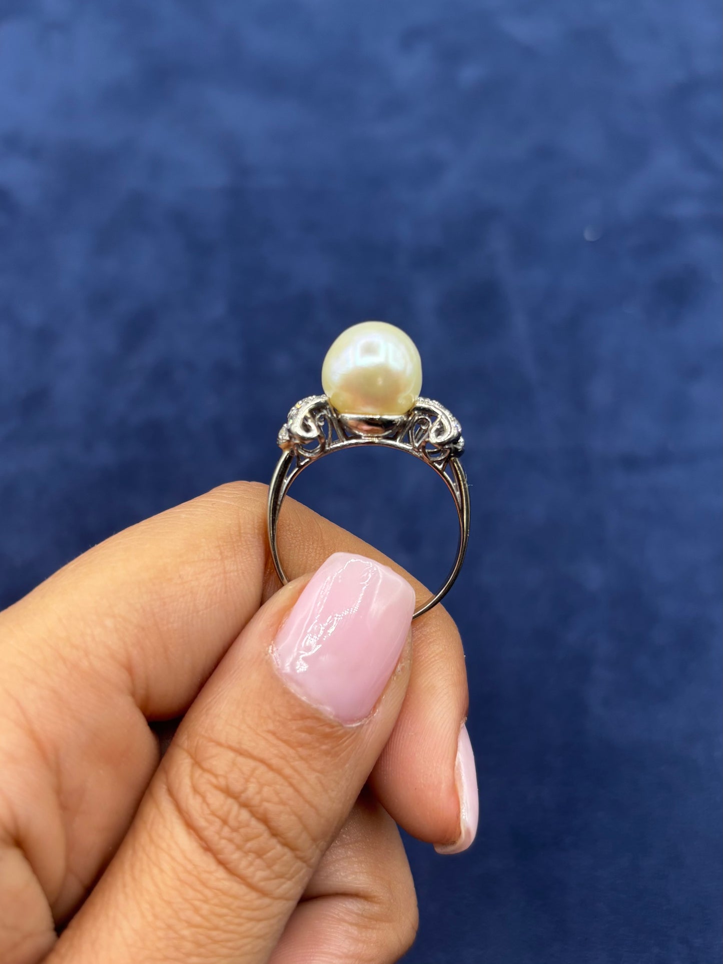 14k Pearl Center Ring