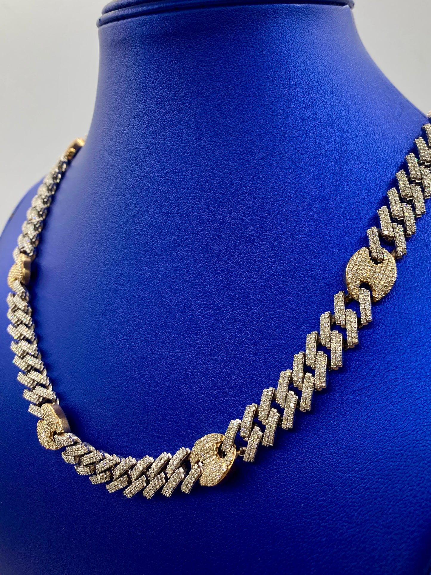 10K two-tone & diamonds cuban link 10mm