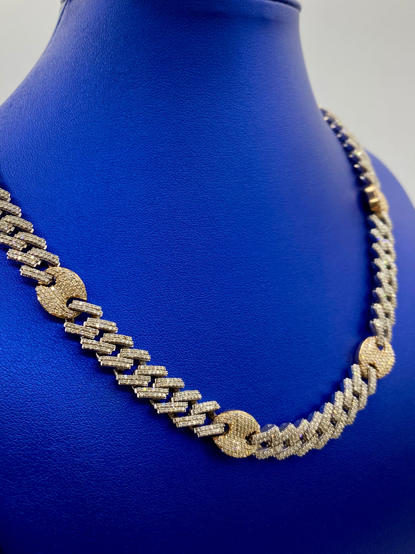 10K two-tone & diamonds cuban link 10mm