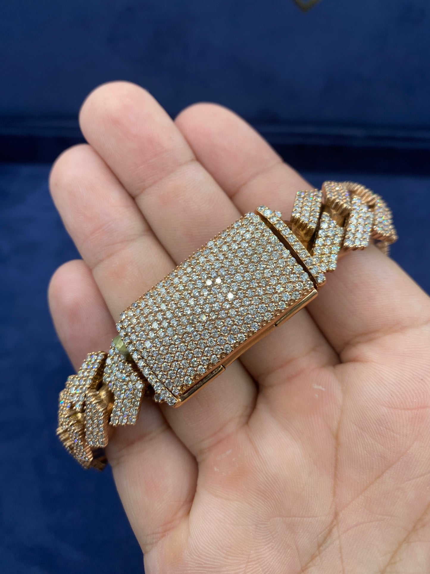 10k gold & diamond Cuban link bracelet 11.5mm