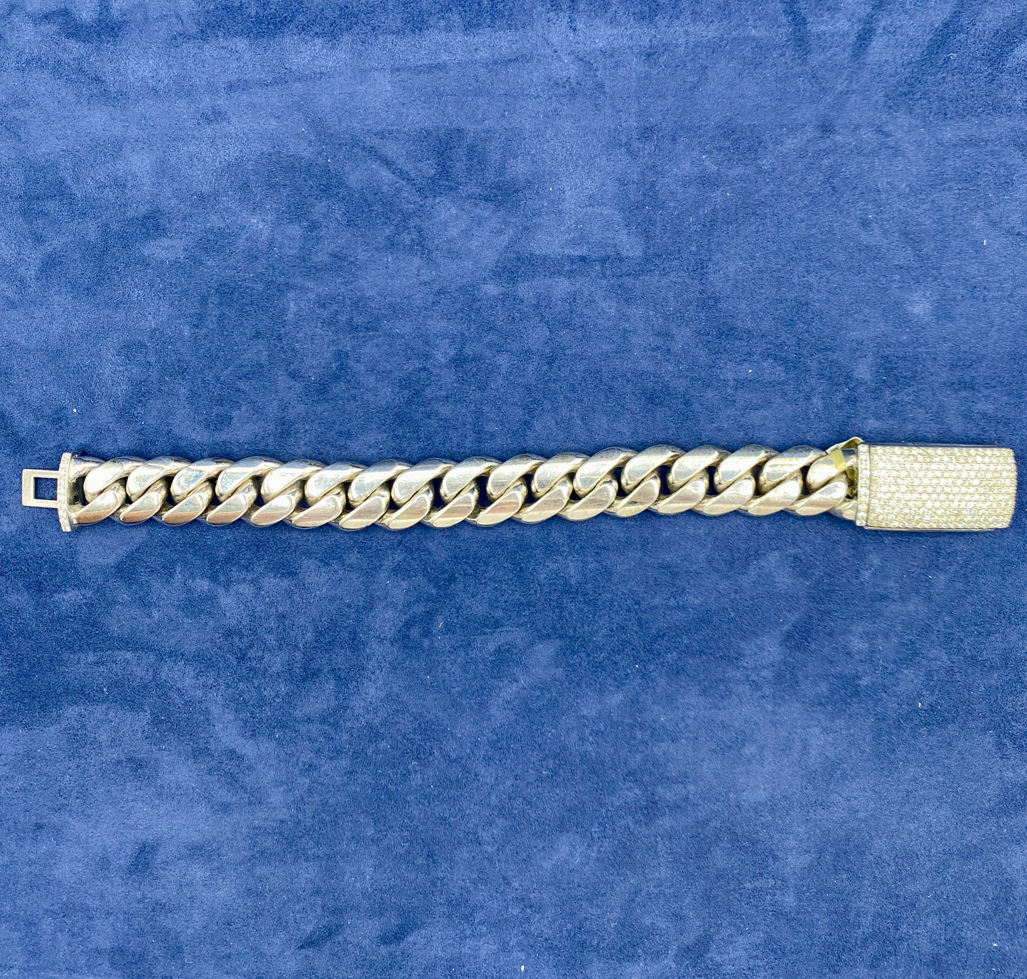 10K gold & diamonds cuban link bracelet 16.7mm