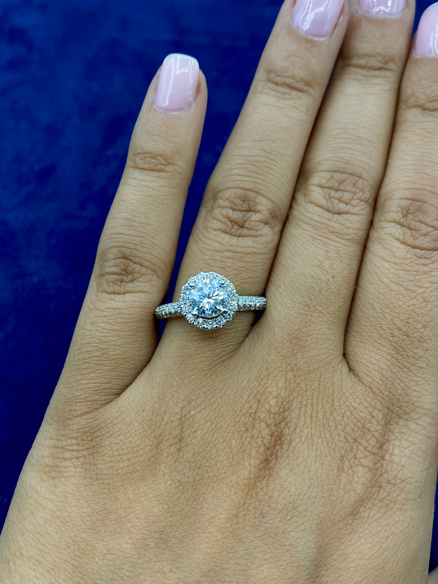 14k Circle Shaped Lab Diamond