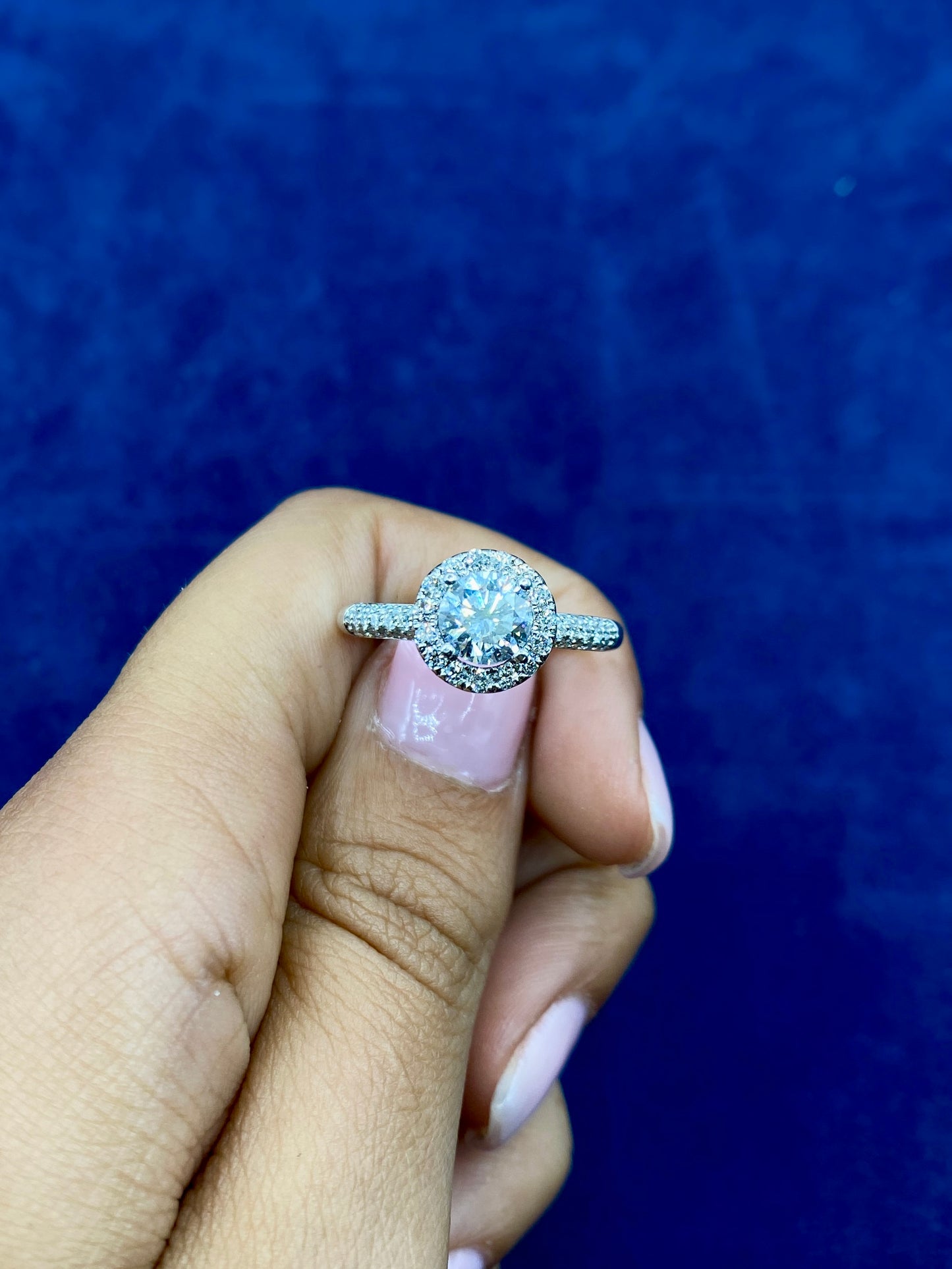 14k Circle Shaped Lab Diamond