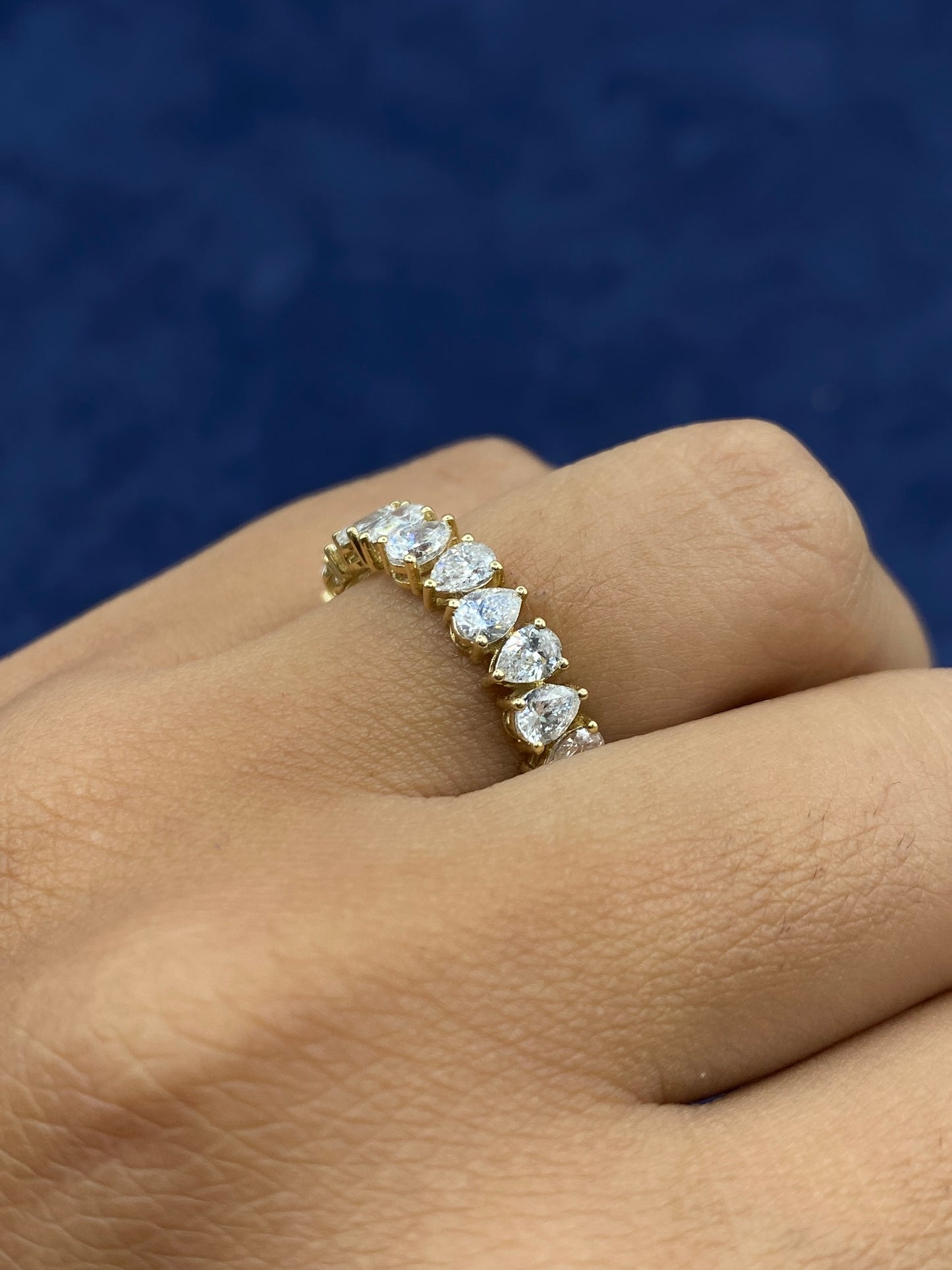 14k Gold Pair Shaped Ring Band alternating Lab Diamonds