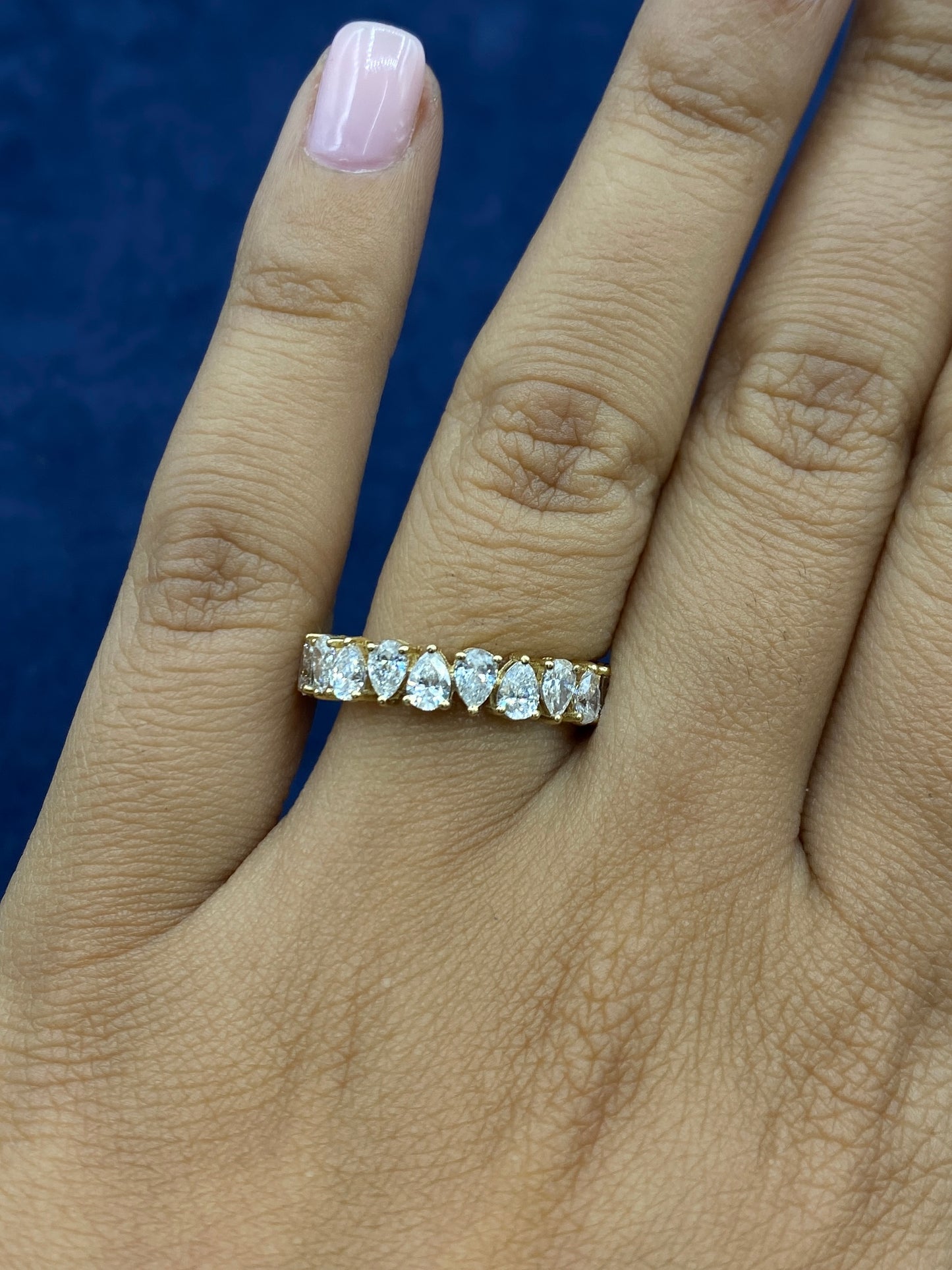 14k Gold Pair Shaped Ring Band alternating Lab Diamonds