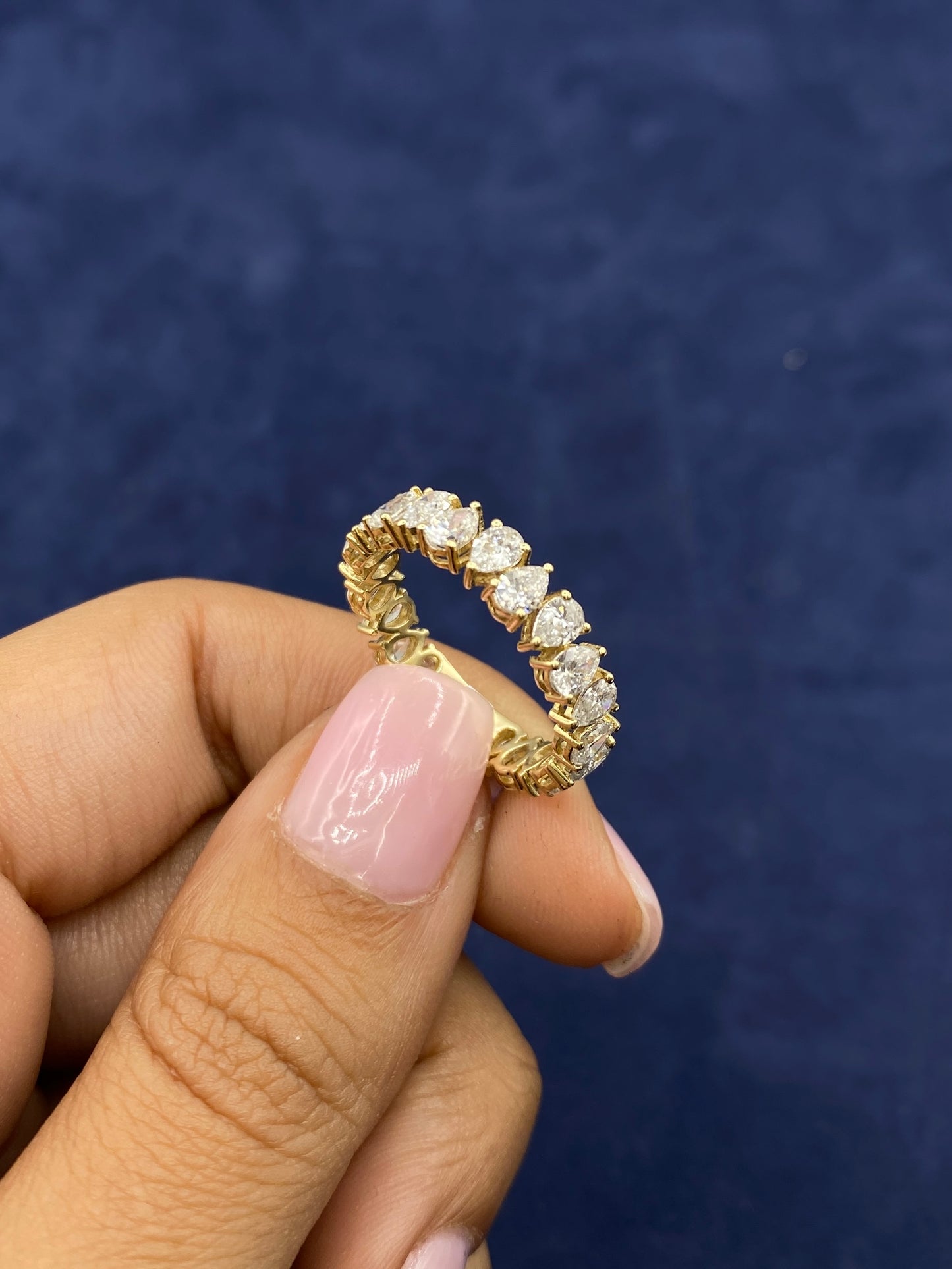 14k Gold Pair Shaped Ring Band alternating Lab Diamonds