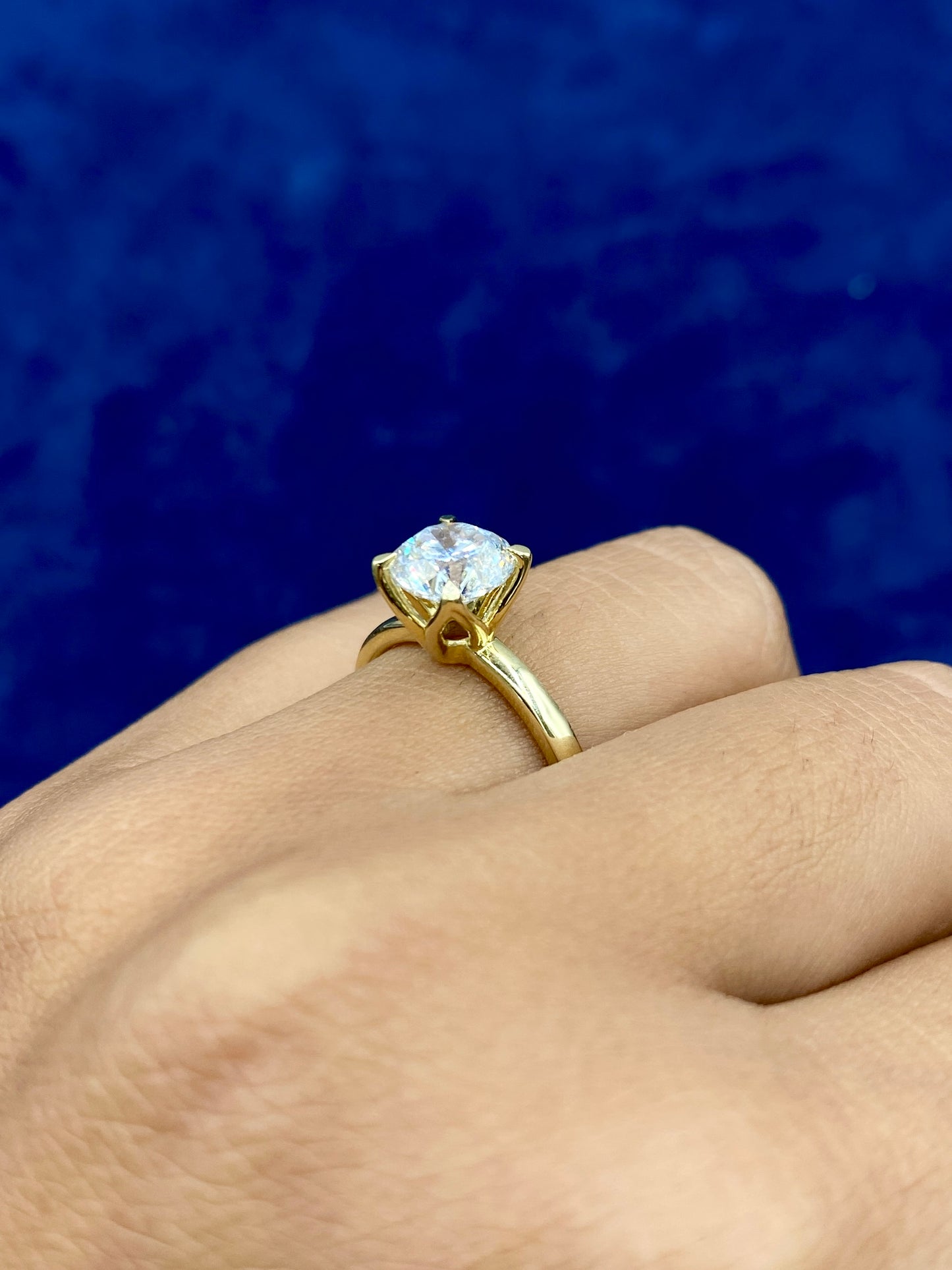 14k Circle Stone Lab Diamond Engagement Ring