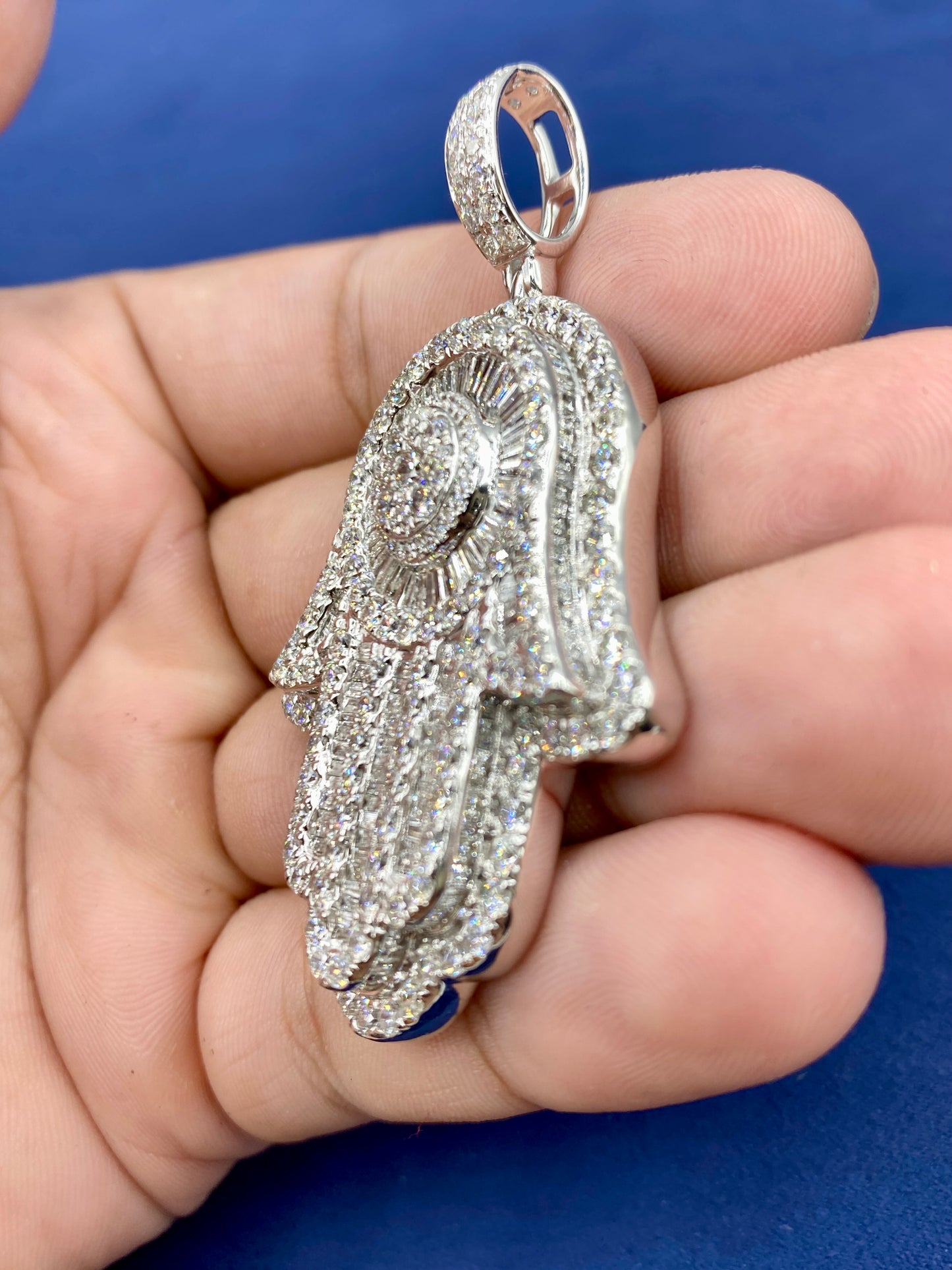 14k Gold and Diamonds Hamsa pendant