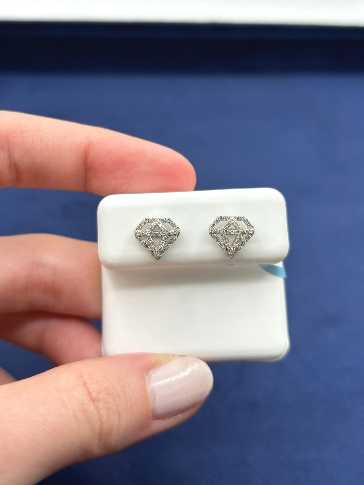 14k Diamond Shape Earrings