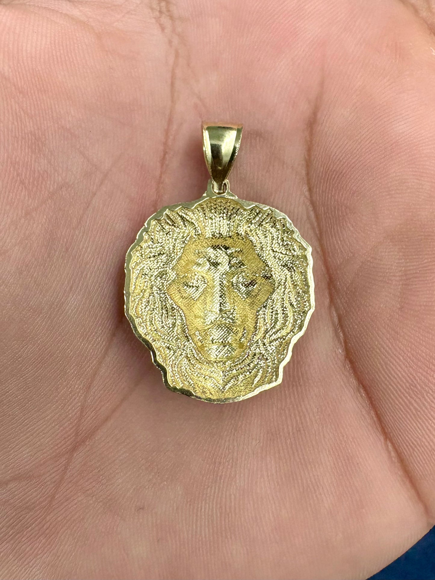 10K Gold Lion Head Pendant