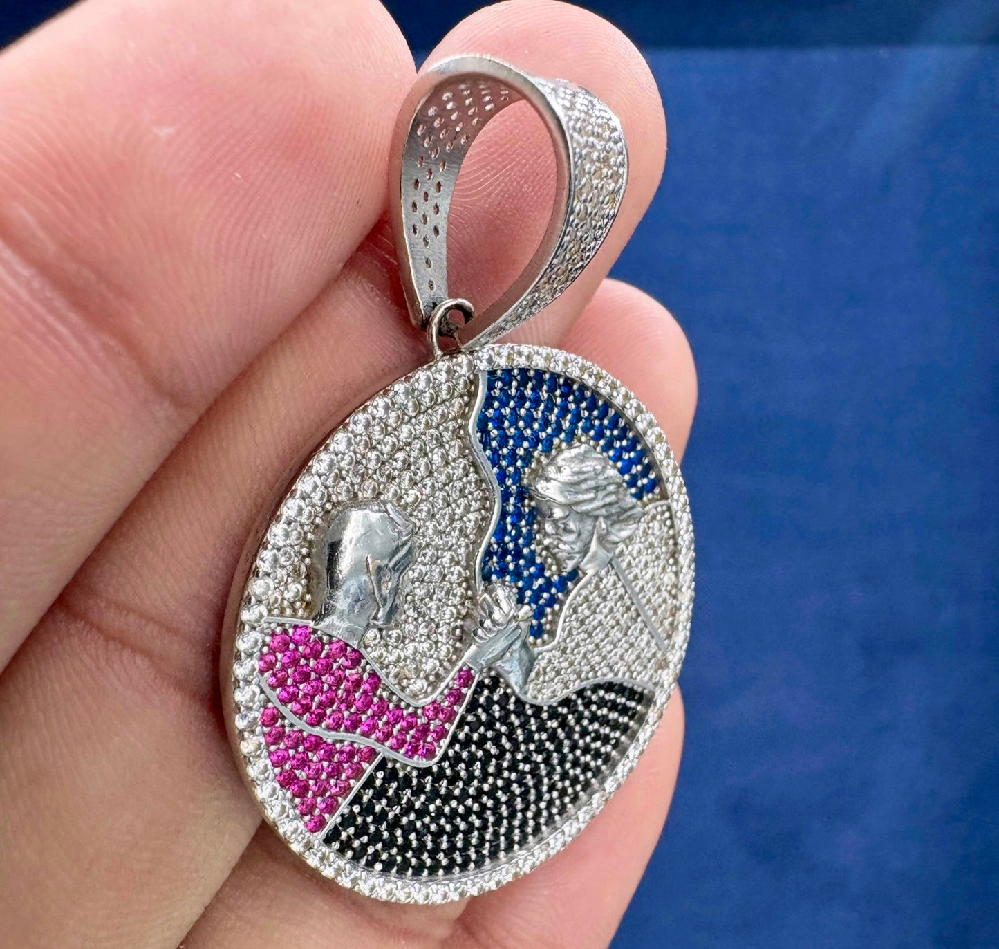 14K White Gold and Safire Stone Pendant