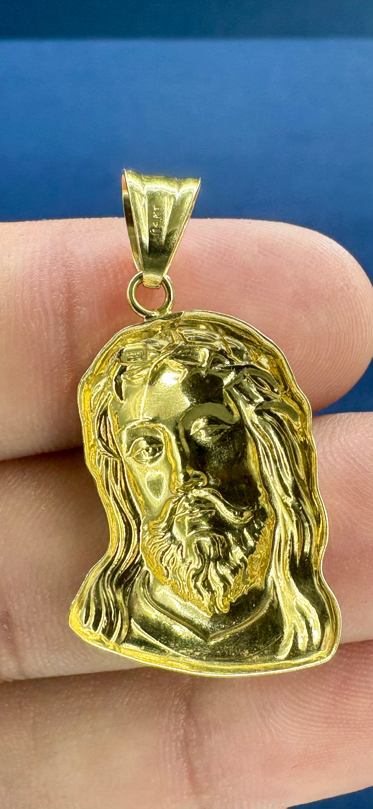 14K Gold Jesus Pendant