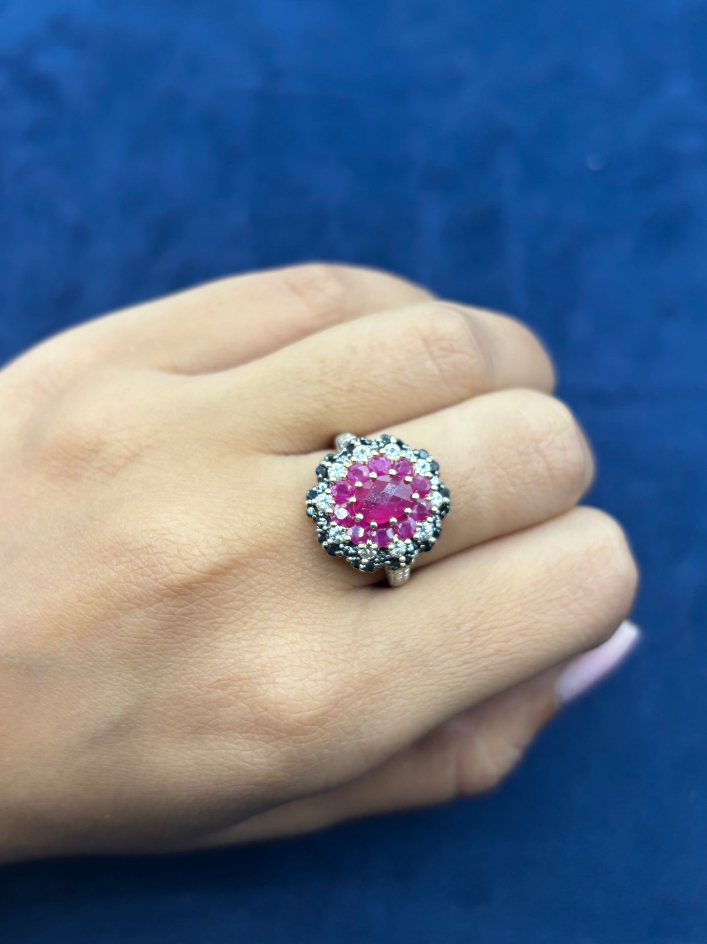 10k Colorful Center Stone Flower Ring