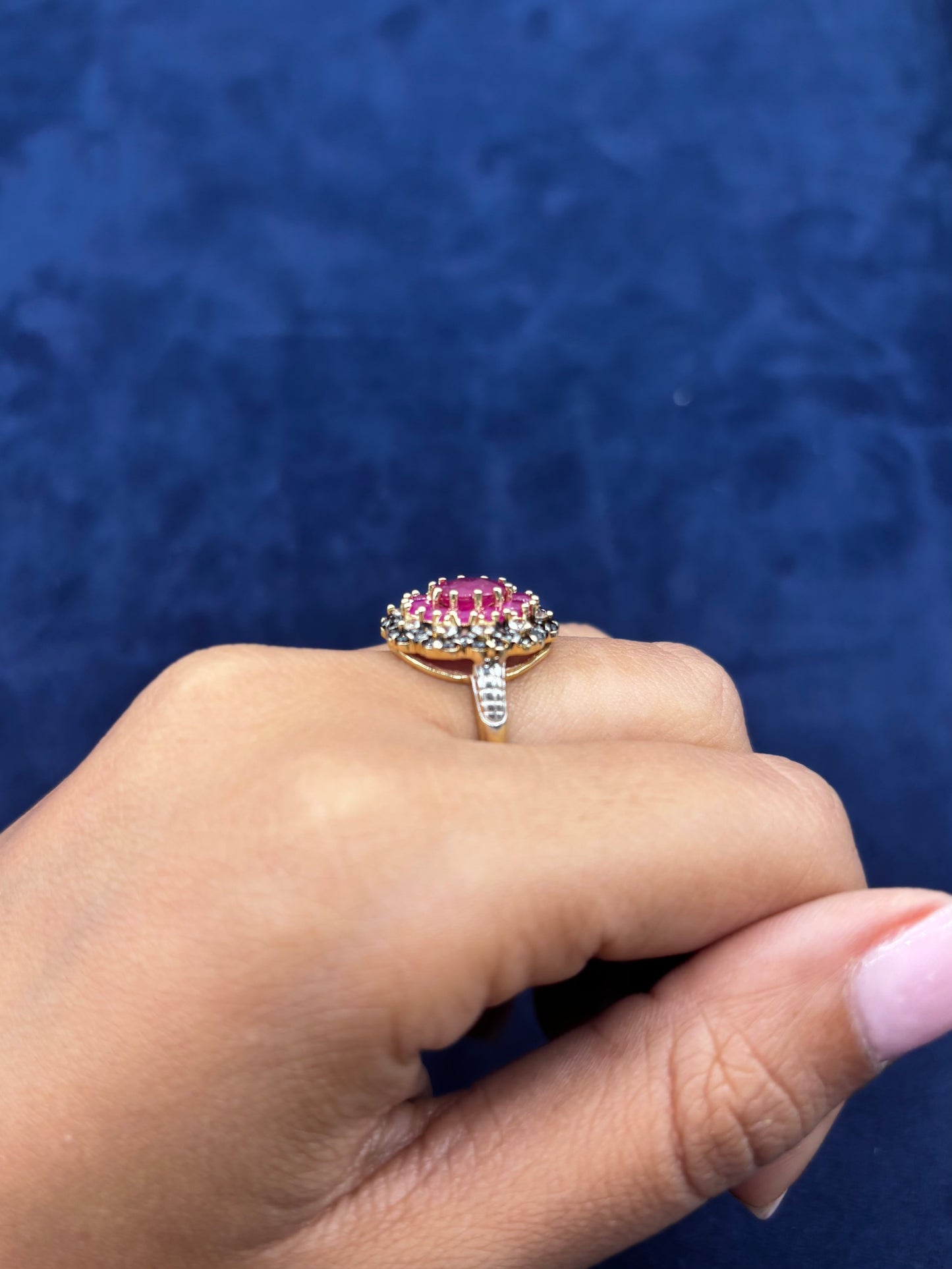 10k Colorful Center Stone Flower Ring