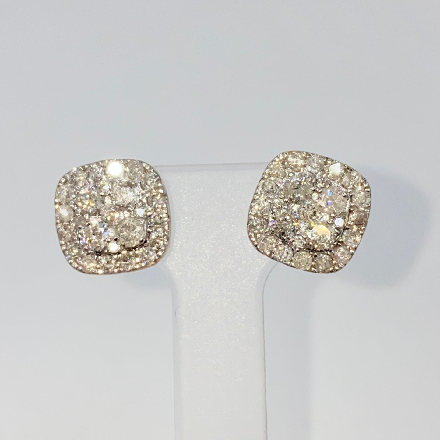 10K 10MM Rounded Square Halo Diamond Ring
