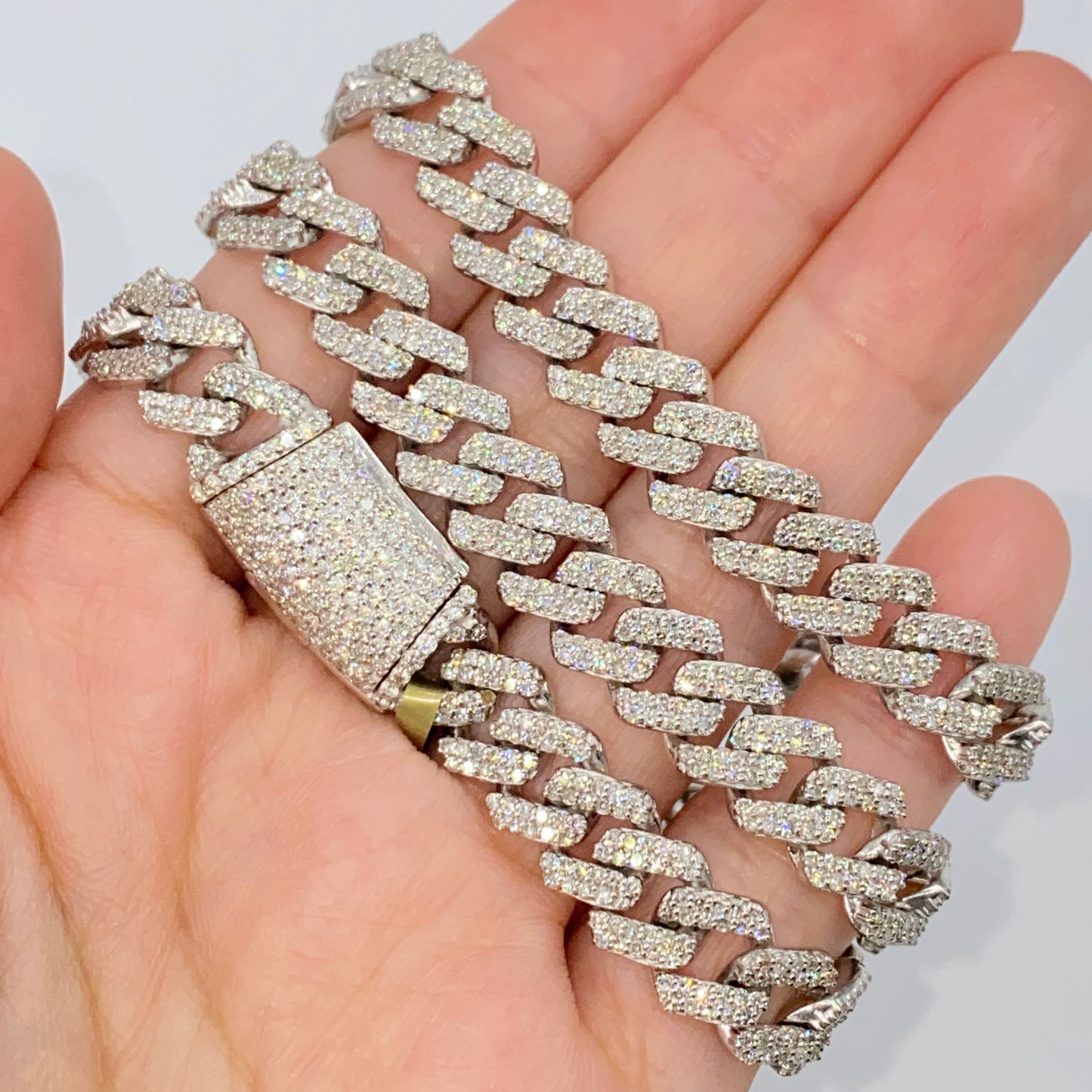 14K 9MM Cuban Link Diamond Chain 22"