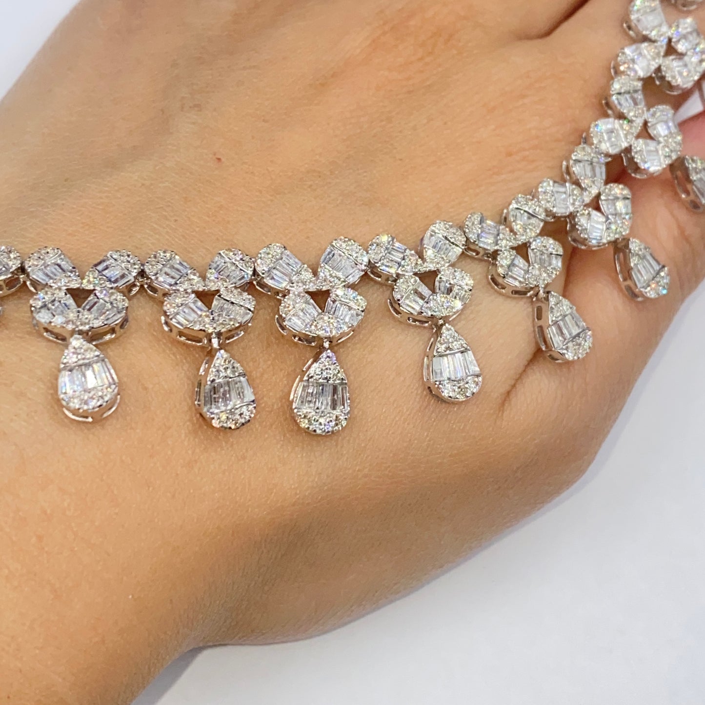 14K Heart Pear Link Diamond Tennis Chain Necklace