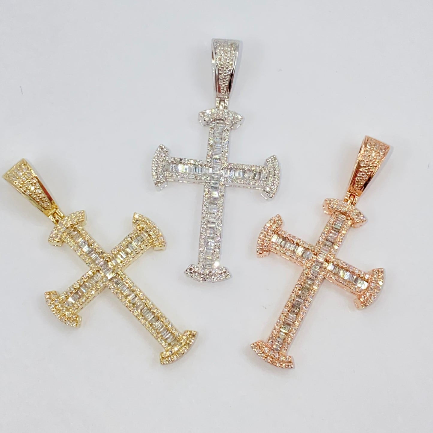 10K Atlanta Cross Diamond Pendant