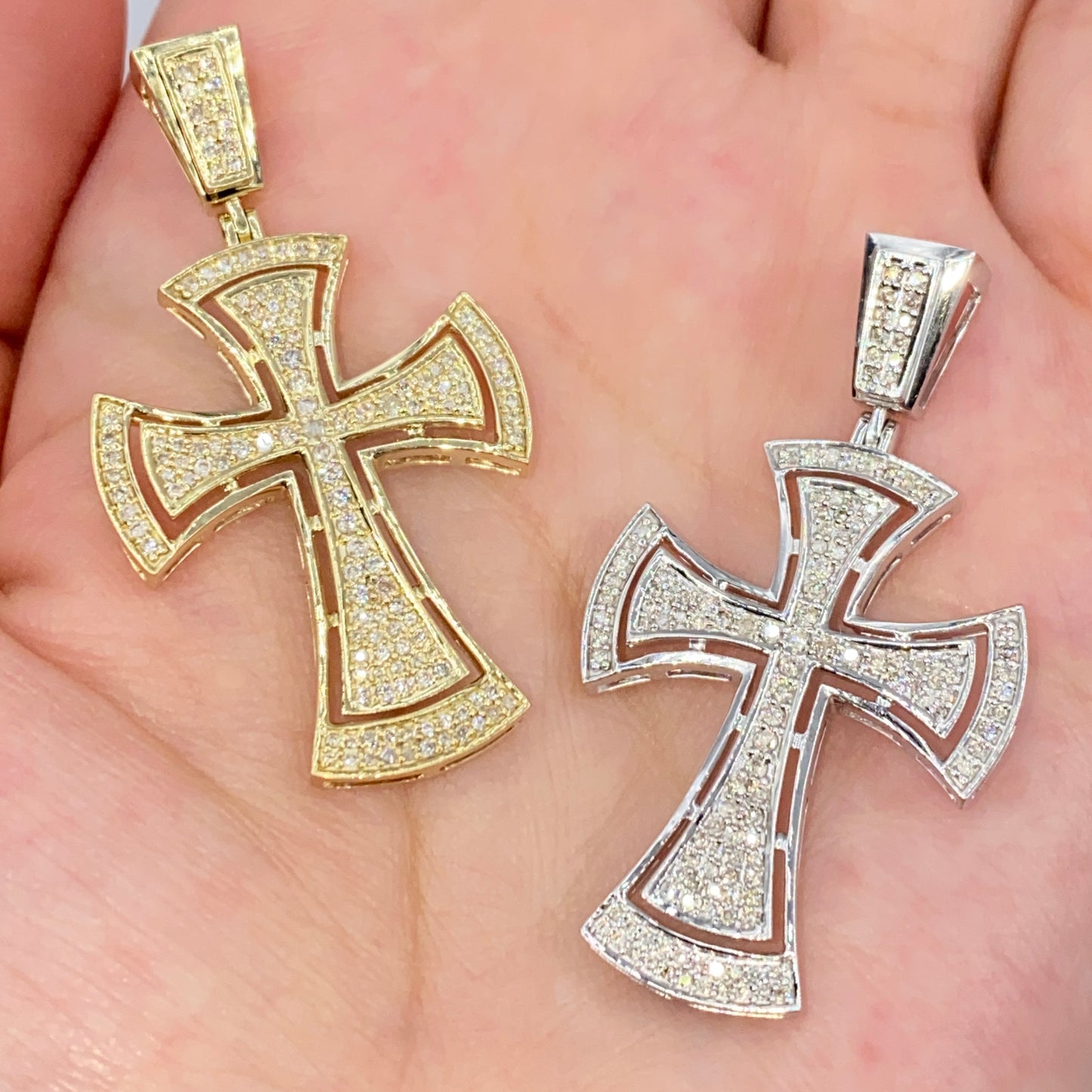 10K Clarence Cross Diamond Pendant