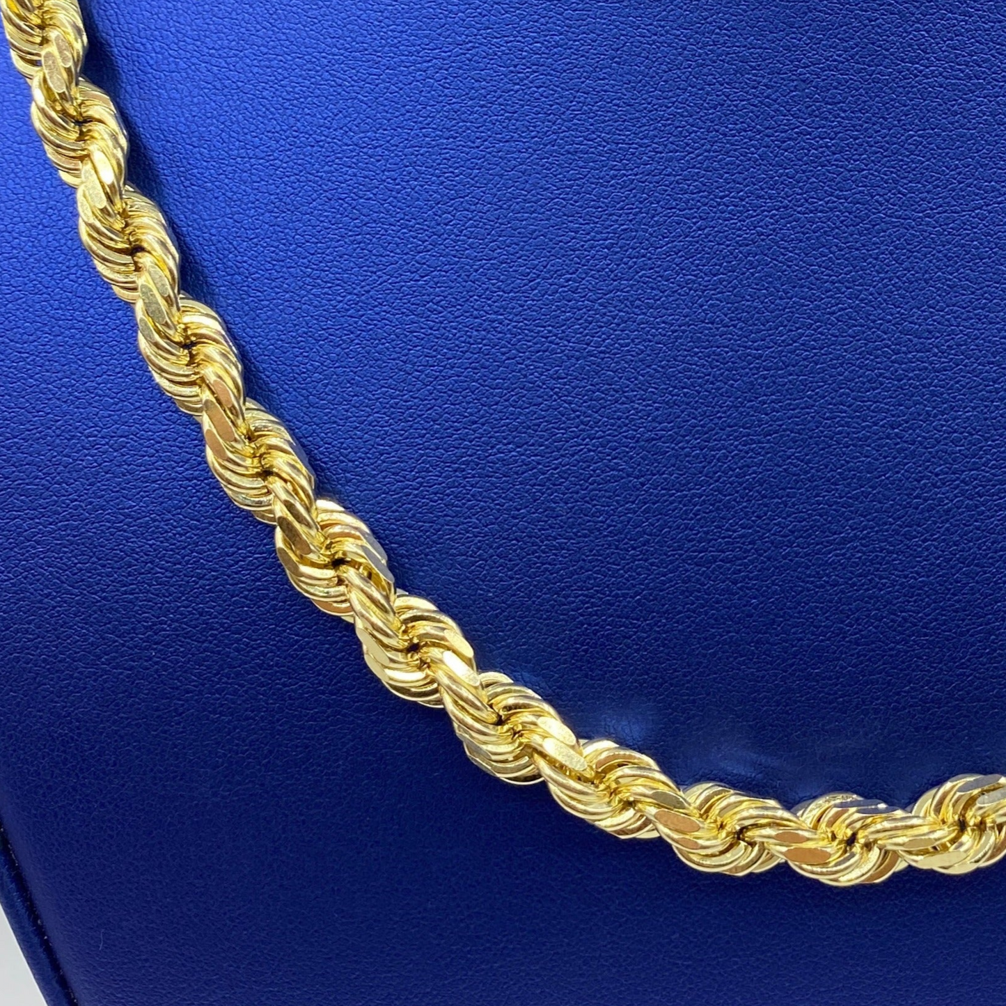 14K 8.5MM Rope Chain 24"