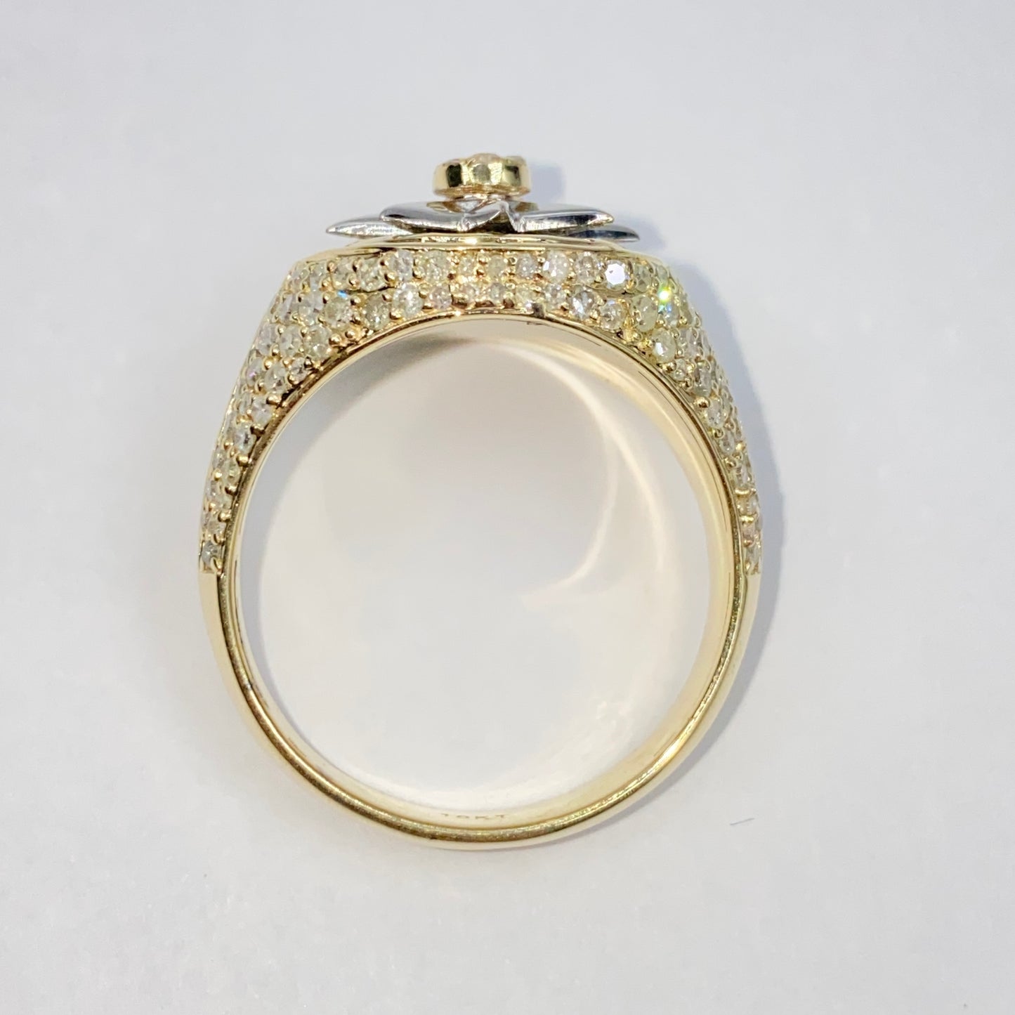 10K Roulette Spinning Diamond Baguette Ring