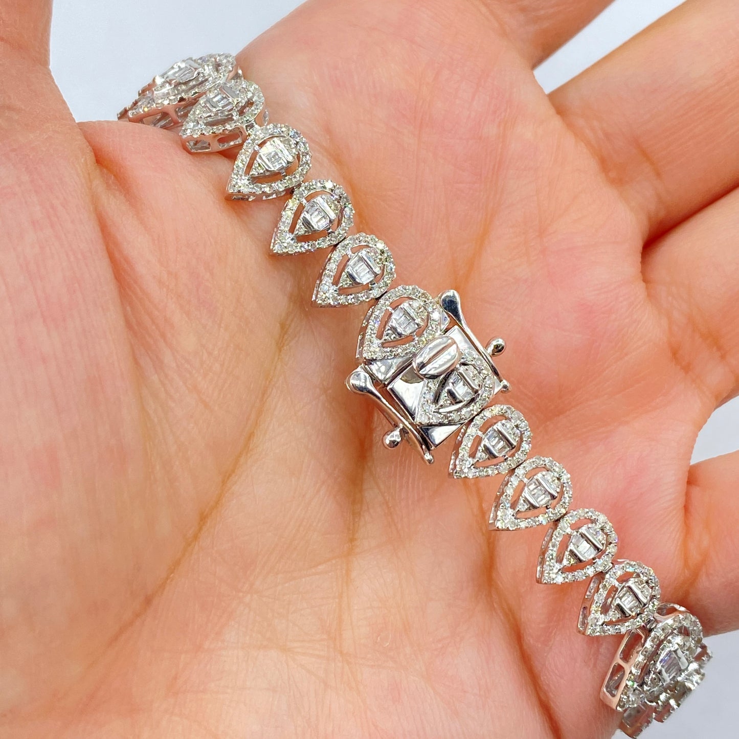 14K Pear Diamond Baguette Bracelet 7"