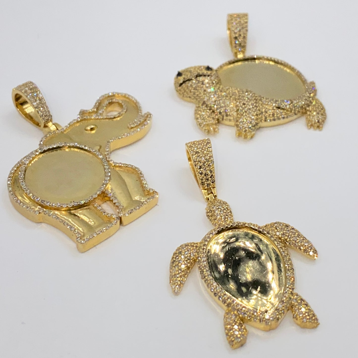 10K Elephant Turtle Animal Picture Photo Diamond Pendant
