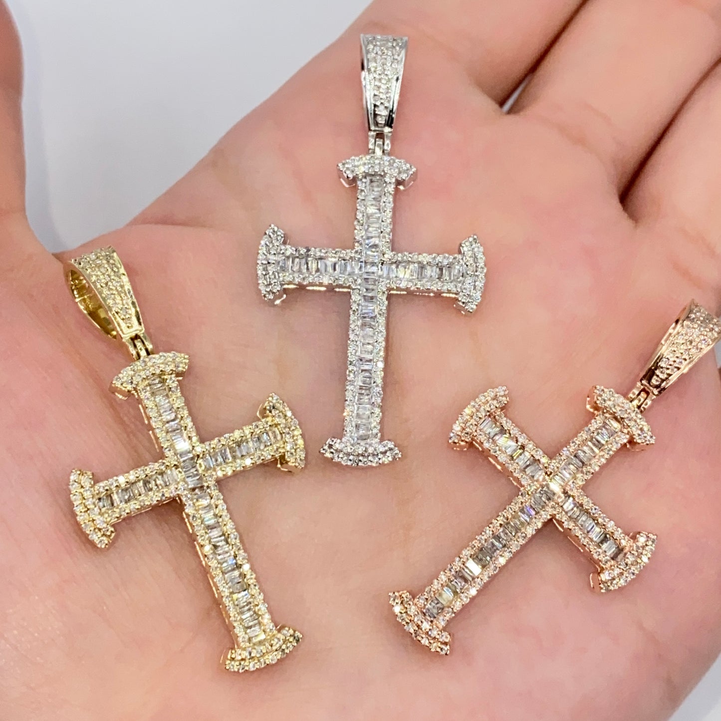 10K Atlanta Cross Diamond Pendant