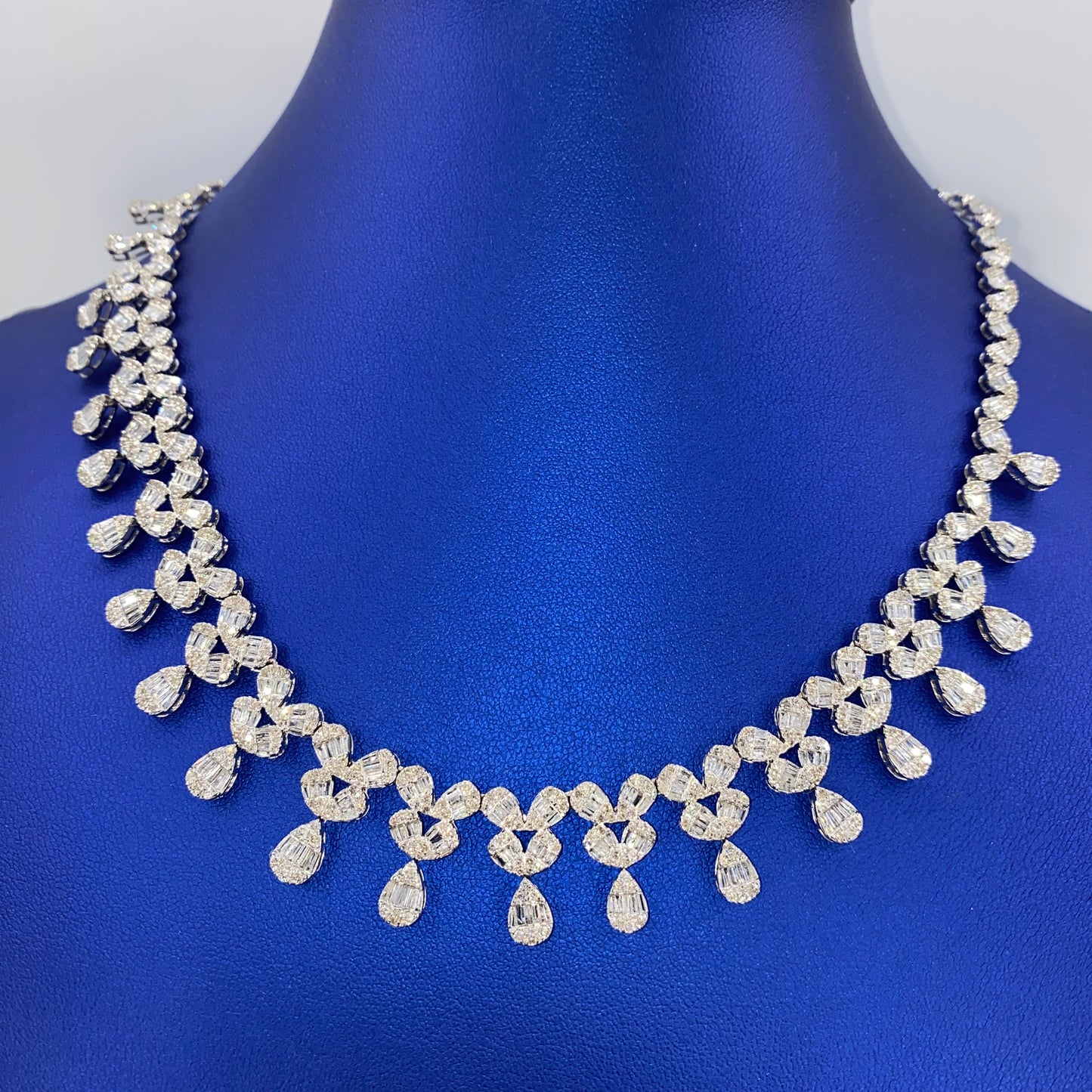 14K Heart Pear Link Diamond Tennis Chain Necklace
