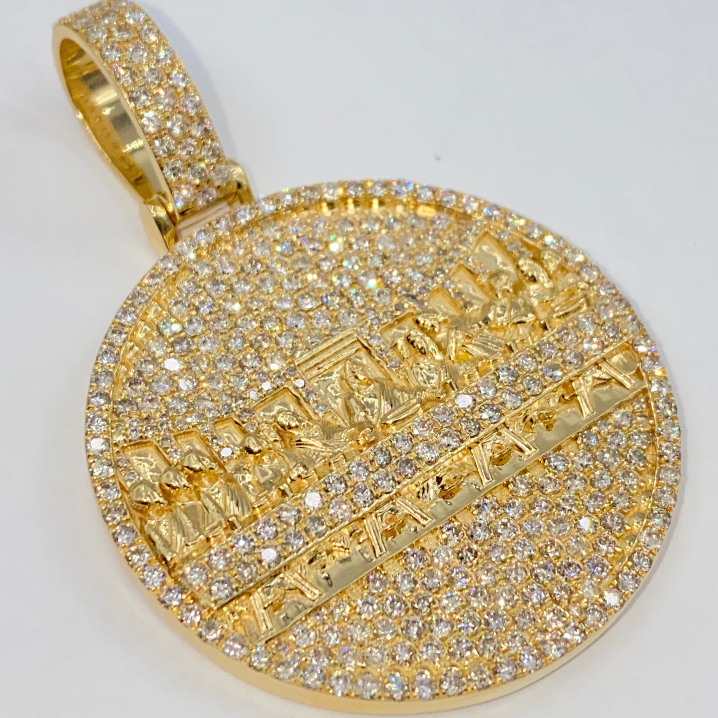 14K Last Supper Circle Diamond Pendant