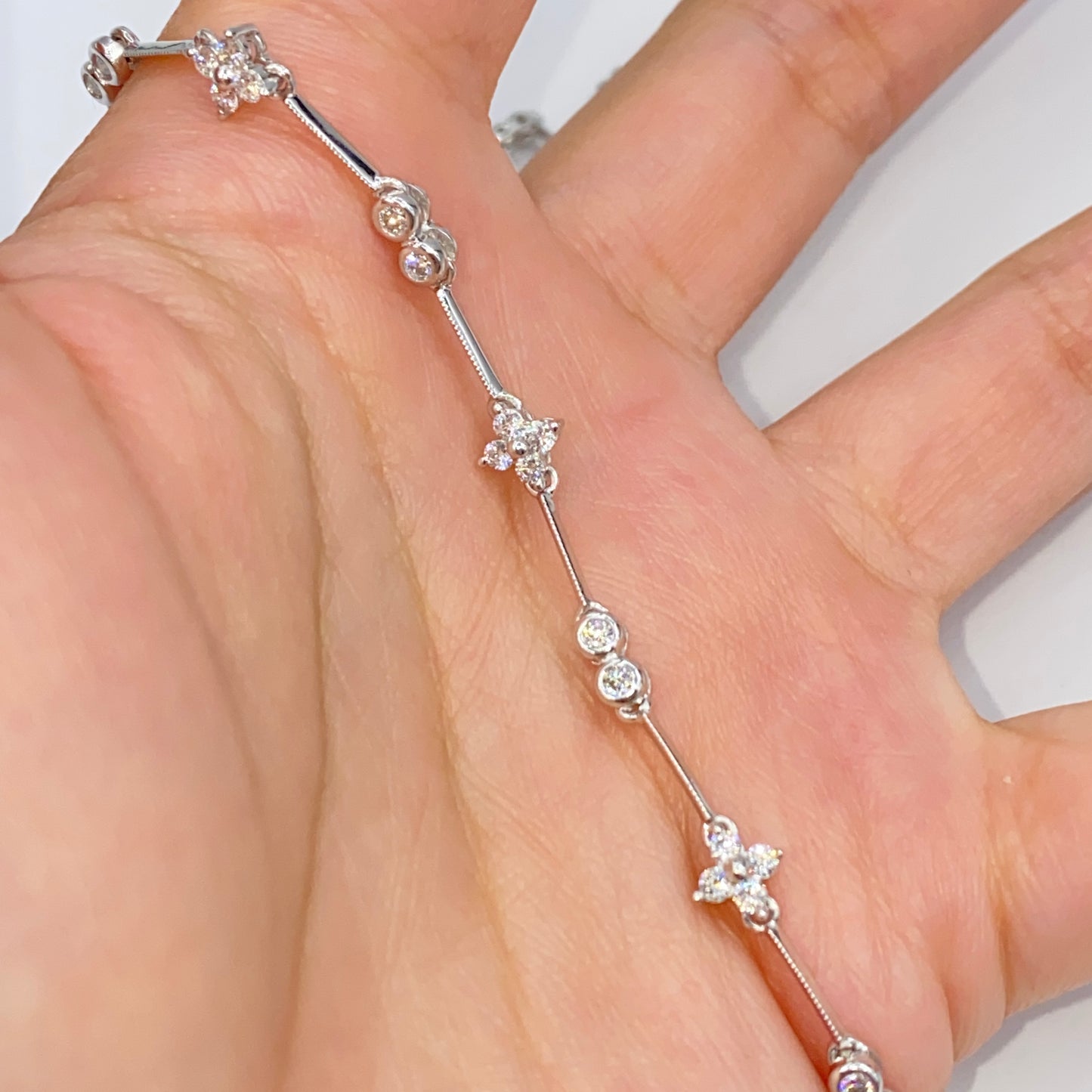 14K Clover Diamond Necklace 18"