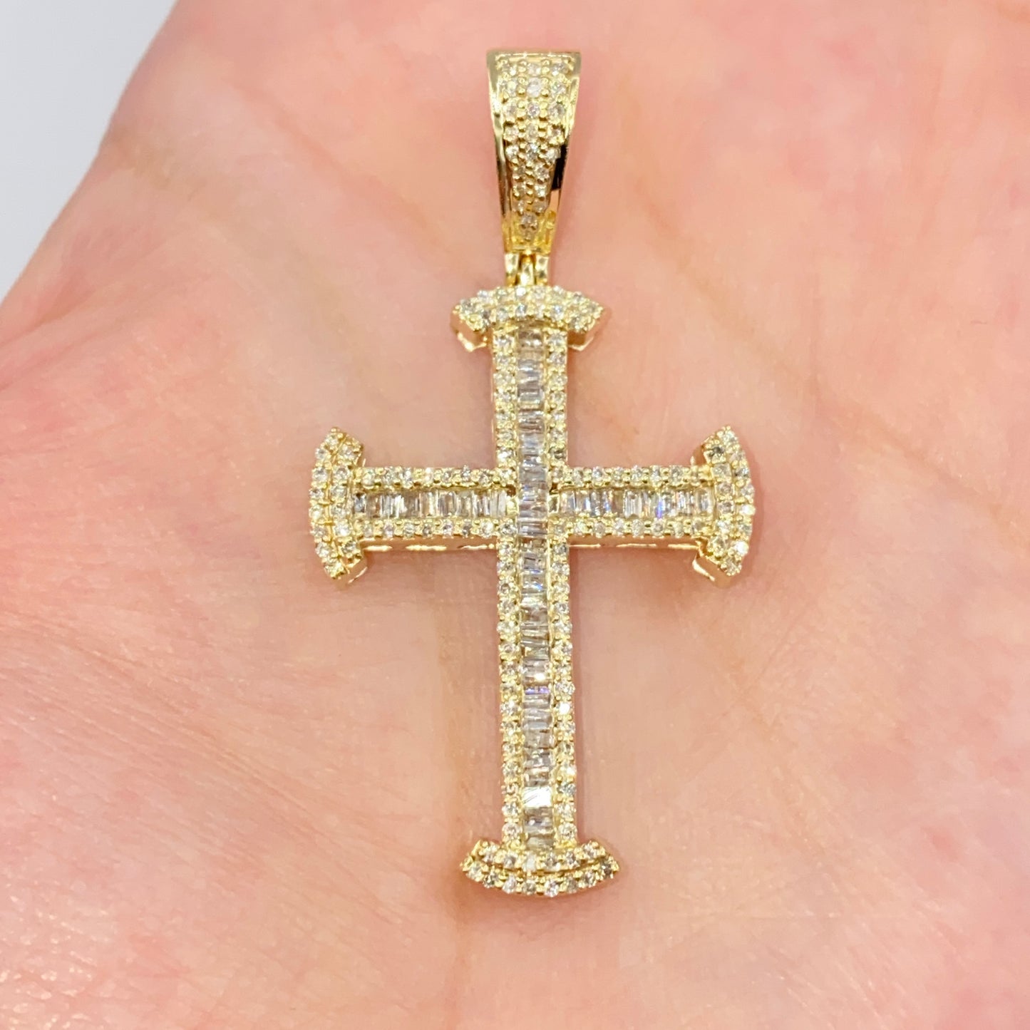 10K Atlanta Cross Diamond Pendant